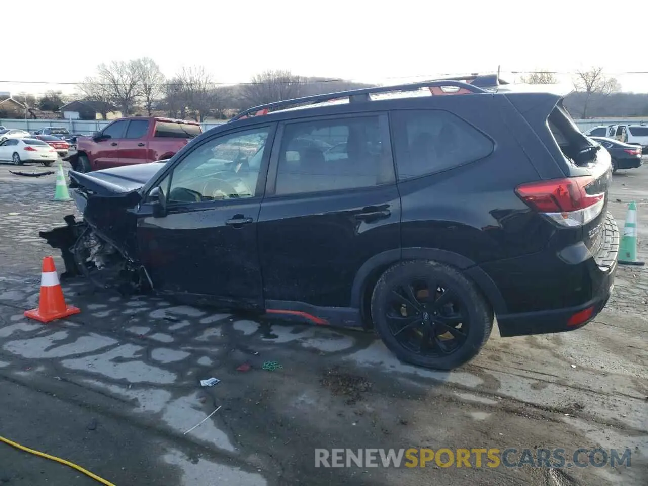 2 fotografías del automóvil dañado JF2SKARC3MH565602 SUBARU FORESTER 2021