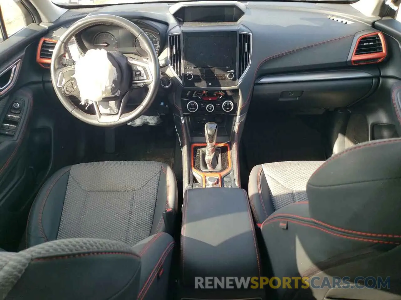 8 fotografías del automóvil dañado JF2SKARC5MH404491 SUBARU FORESTER 2021