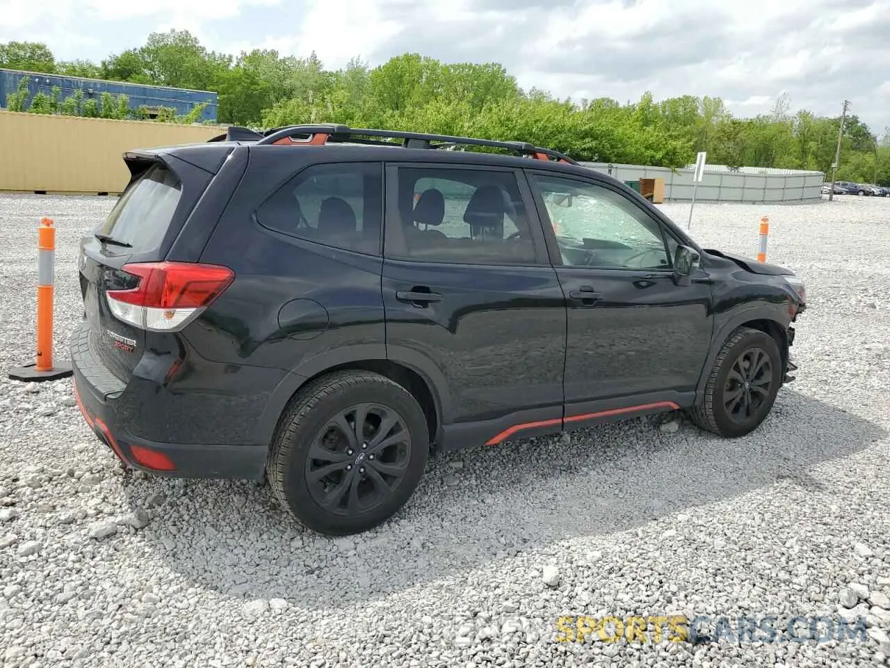 3 fotografías del automóvil dañado JF2SKARC5MH468627 SUBARU FORESTER 2021