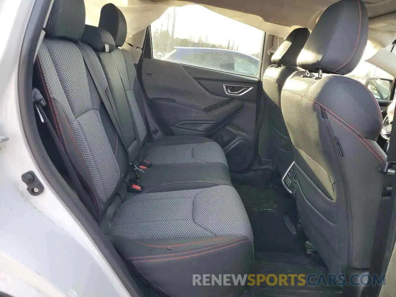 11 fotografías del automóvil dañado JF2SKARCXMH502710 SUBARU FORESTER 2021