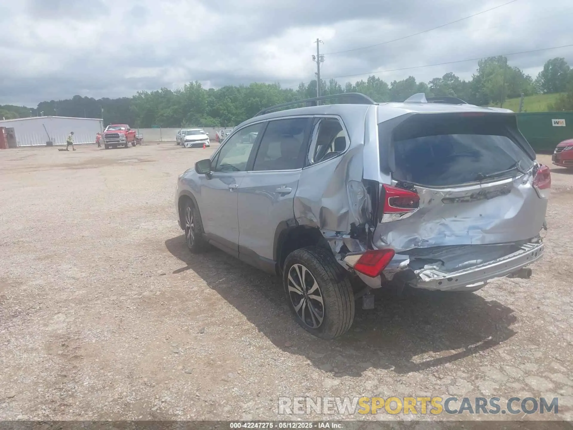 3 fotografías del automóvil dañado JF2SKASC0MH510471 SUBARU FORESTER 2021