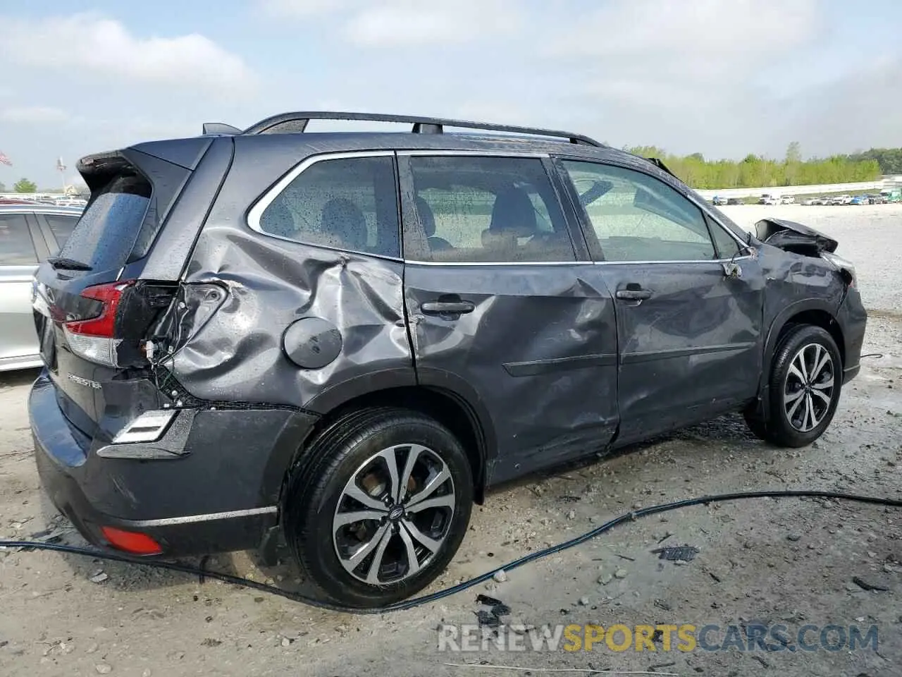 3 fotografías del automóvil dañado JF2SKASC5MH591712 SUBARU FORESTER 2021