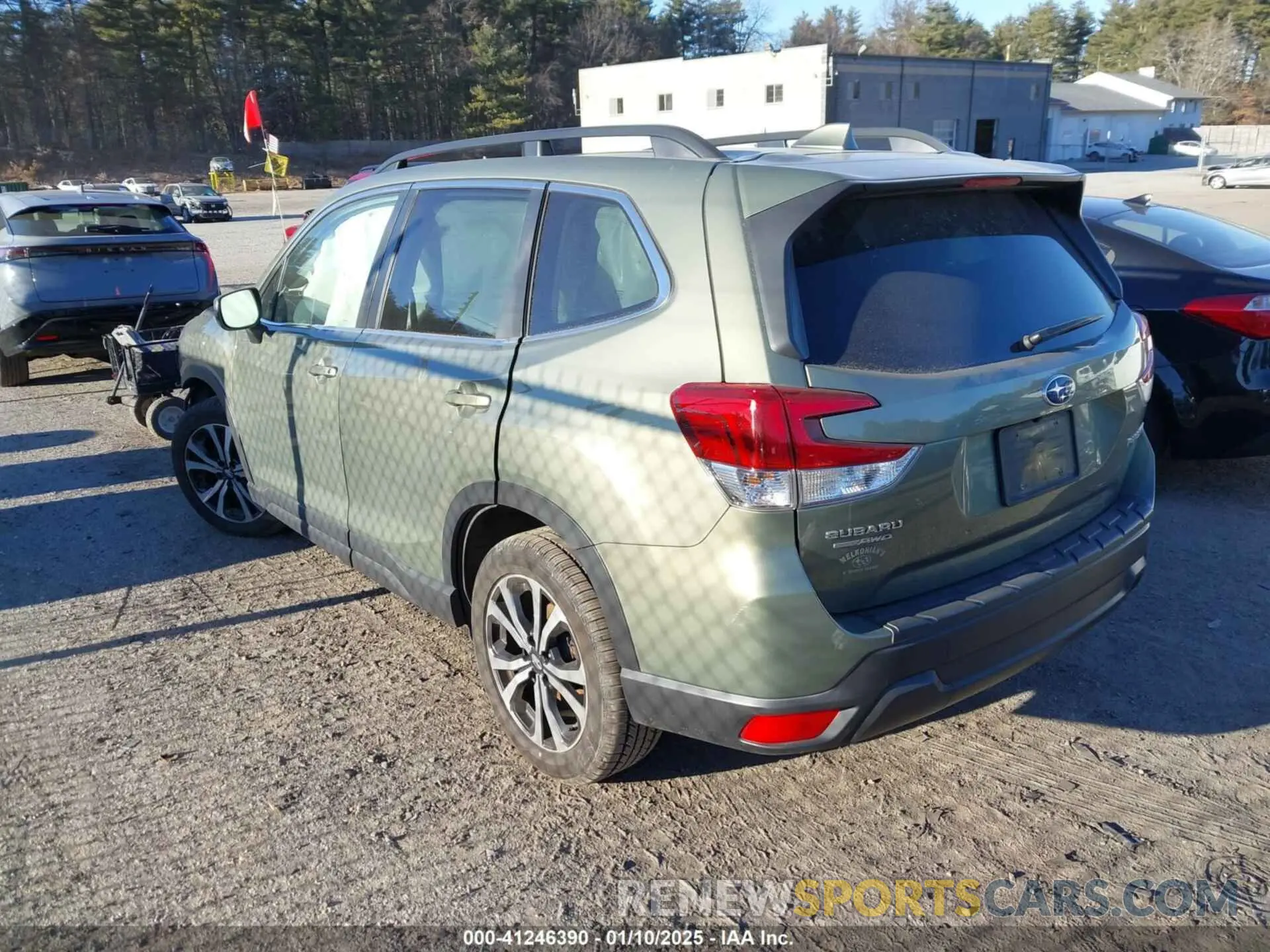 3 fotografías del automóvil dañado JF2SKASCXMH418302 SUBARU FORESTER 2021