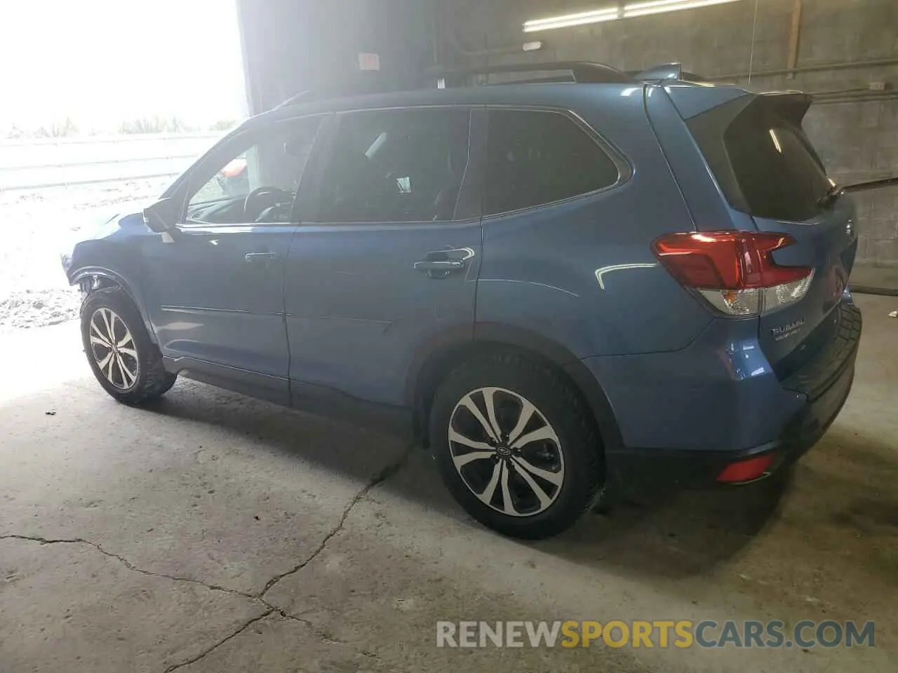 2 fotografías del automóvil dañado JF2SKASCXMH586022 SUBARU FORESTER 2021