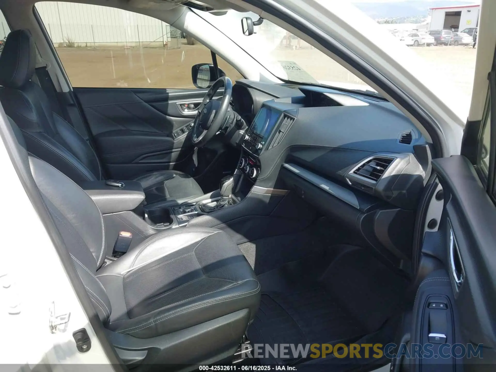 5 fotografías del automóvil dañado JF2SKAUC1MH405368 SUBARU FORESTER 2021