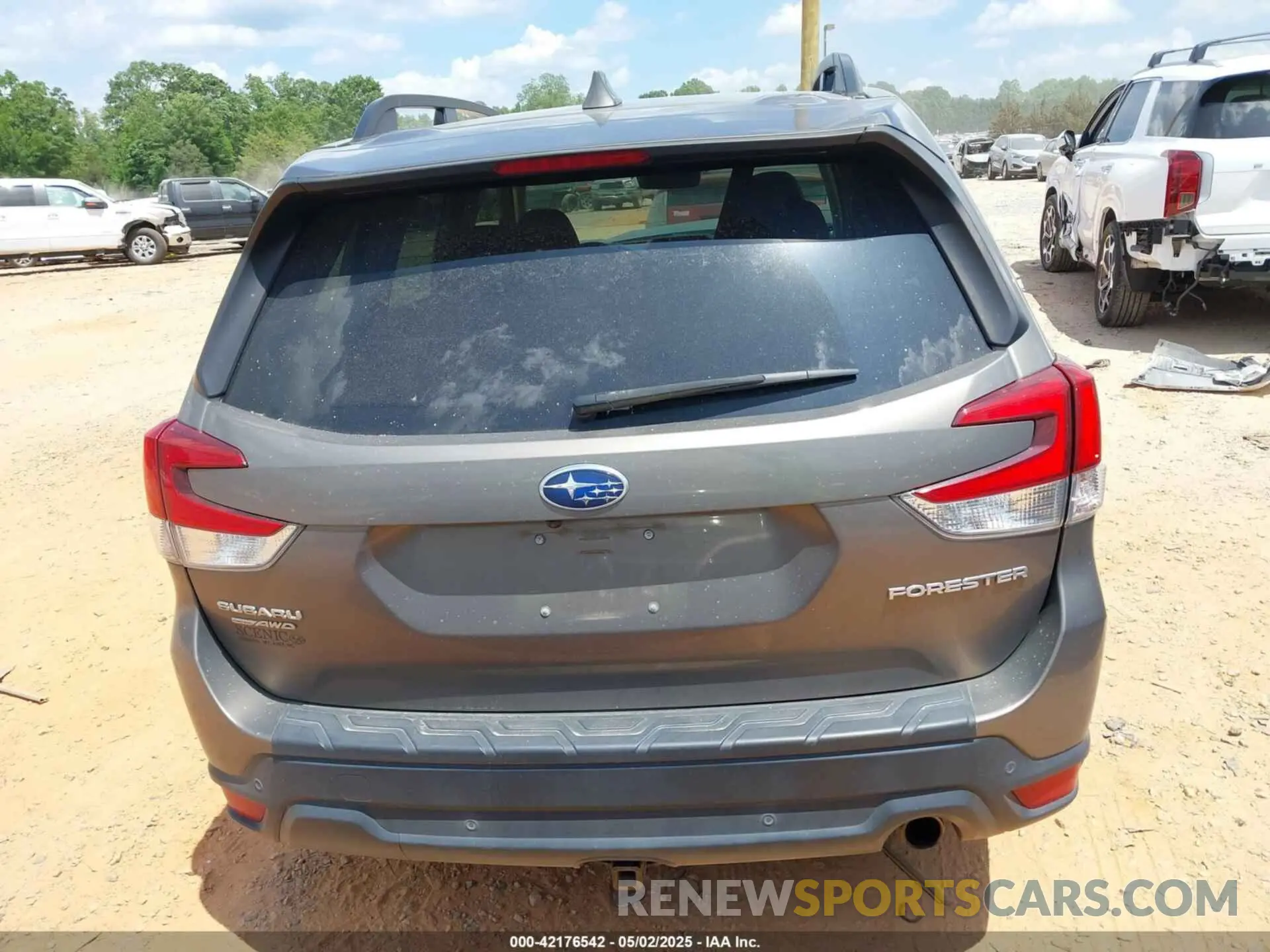 16 fotografías del automóvil dañado JF2SKAUC4MH465077 SUBARU FORESTER 2021