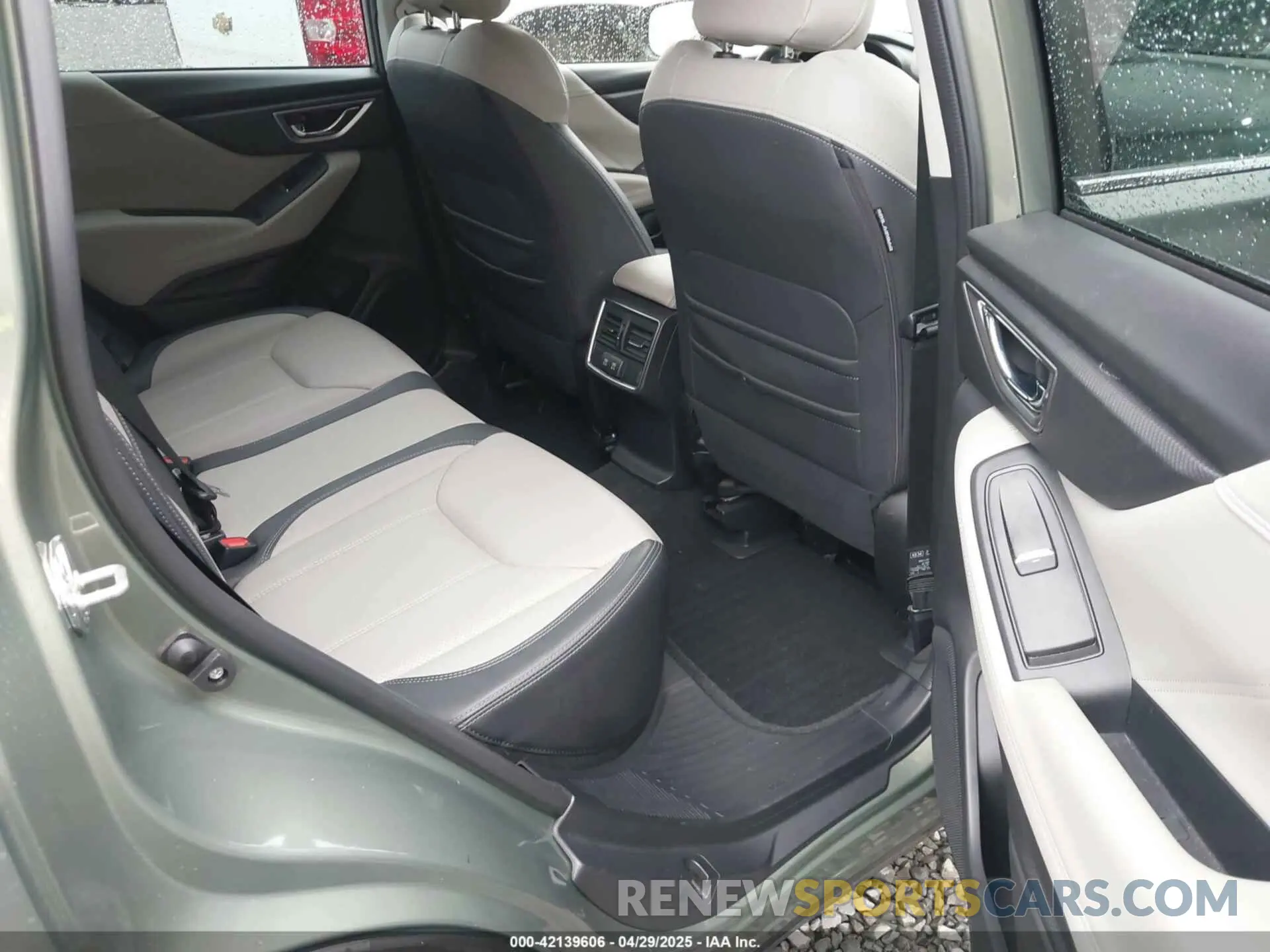 8 fotografías del automóvil dañado JF2SKAUC5MH503500 SUBARU FORESTER 2021