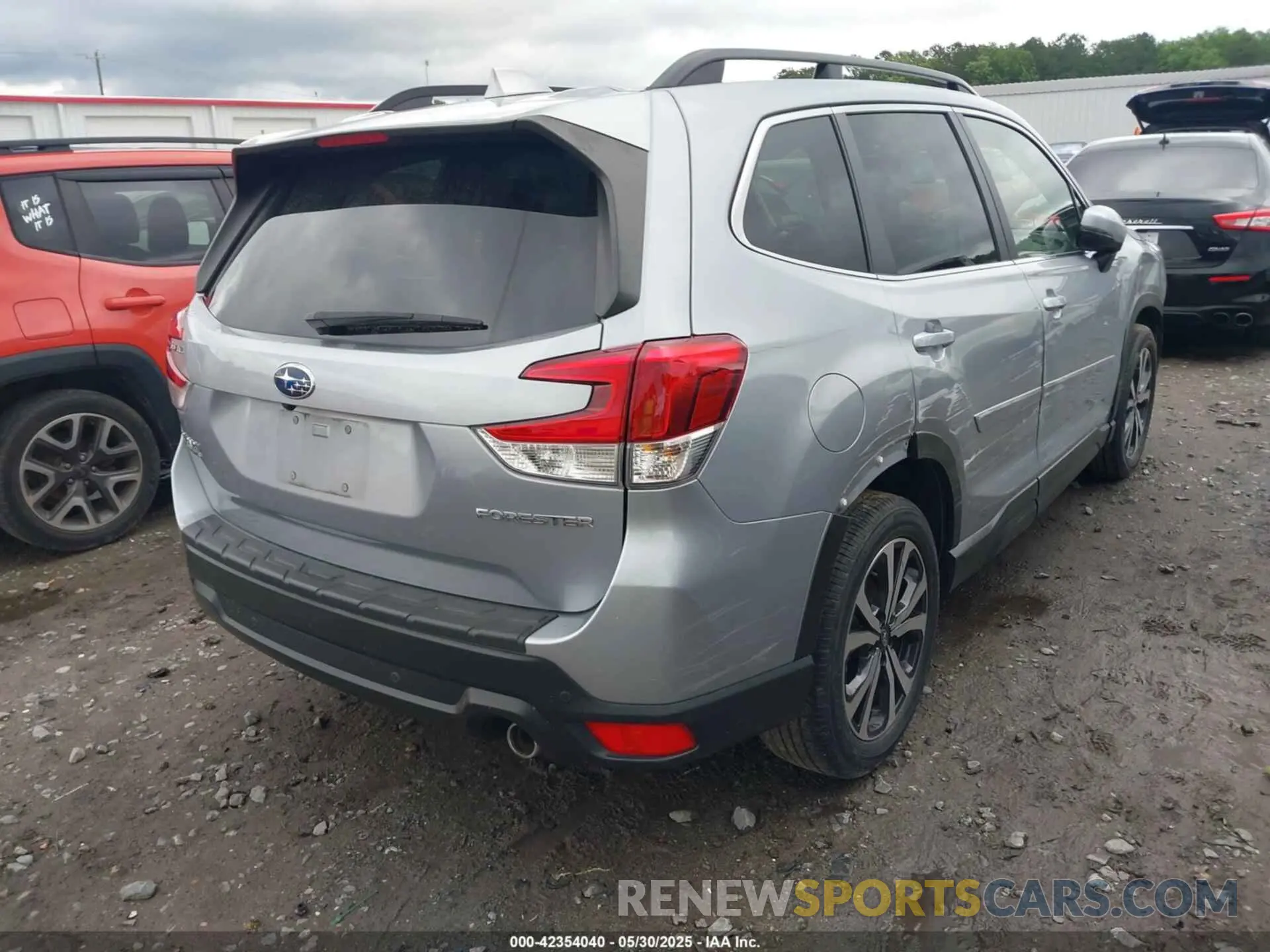 4 fotografías del automóvil dañado JF2SKAUC6MH431710 SUBARU FORESTER 2021