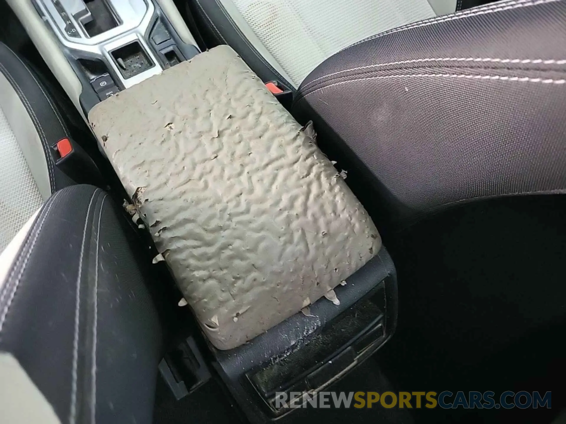 2 fotografías del automóvil dañado JF2SKAAC7NH458596 SUBARU FORESTER 2022