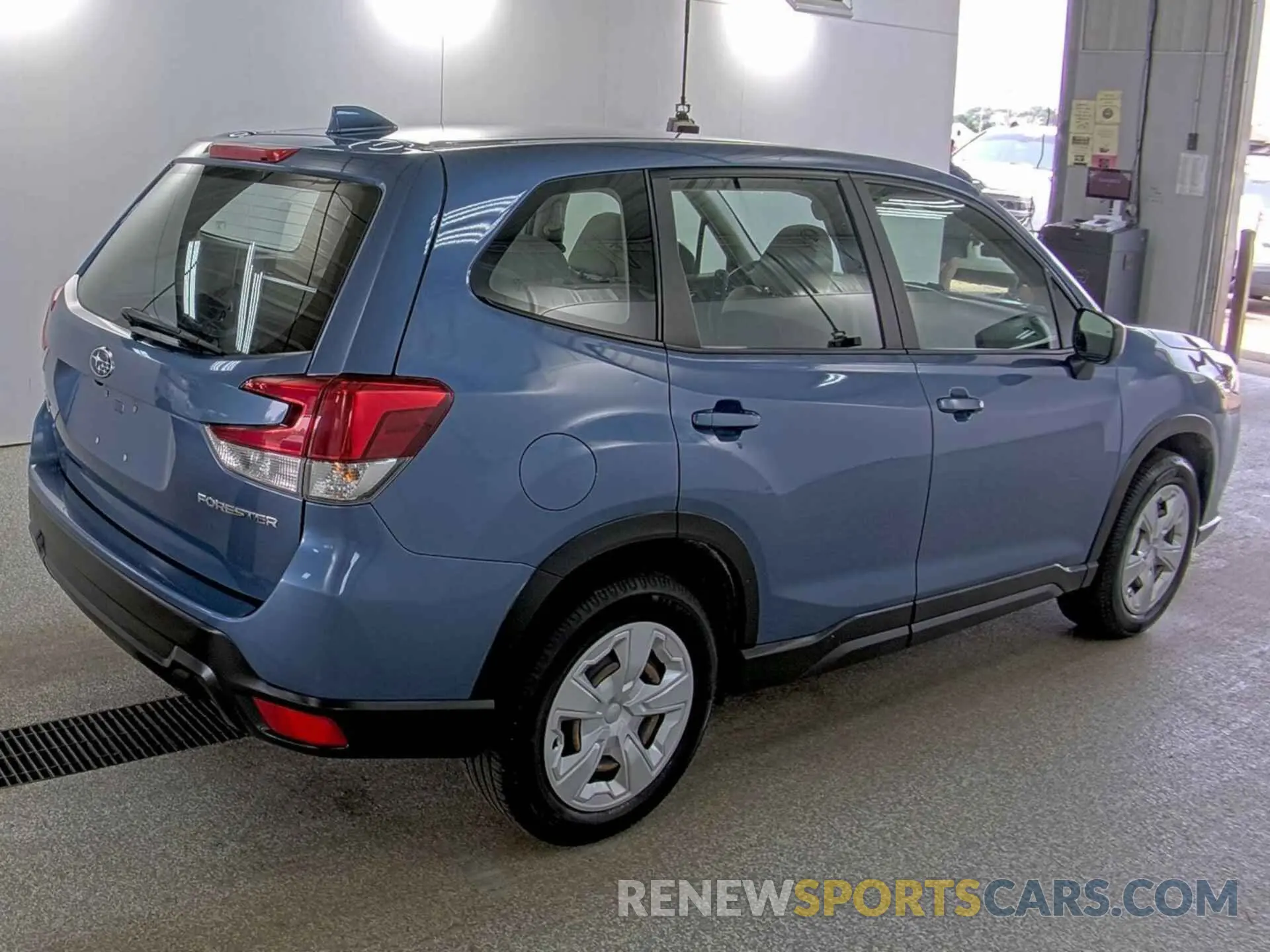 5 fotografías del automóvil dañado JF2SKAAC7NH458596 SUBARU FORESTER 2022