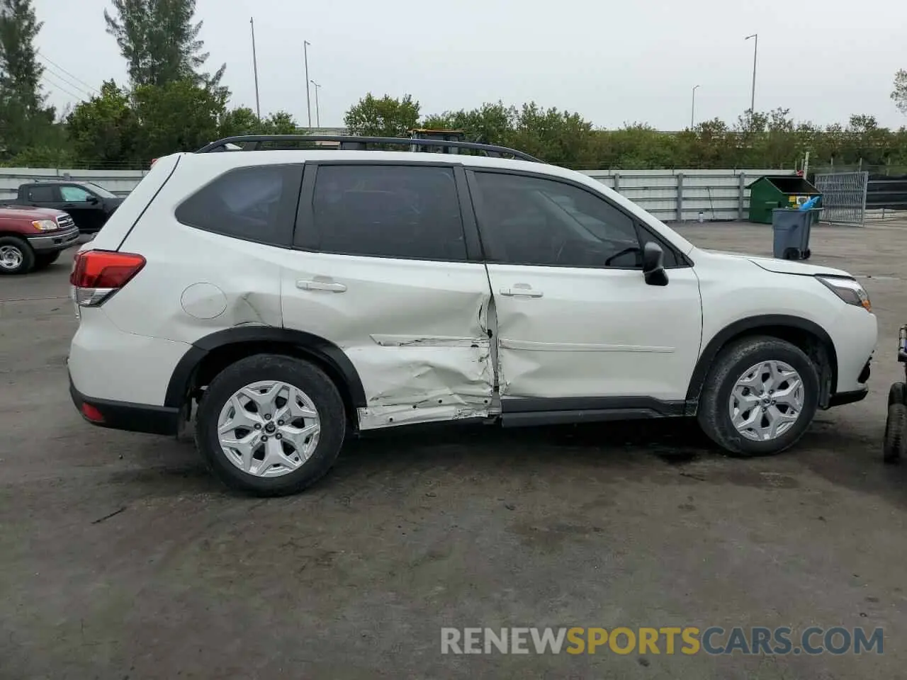 3 fotografías del automóvil dañado JF2SKACC6NH410634 SUBARU FORESTER 2022