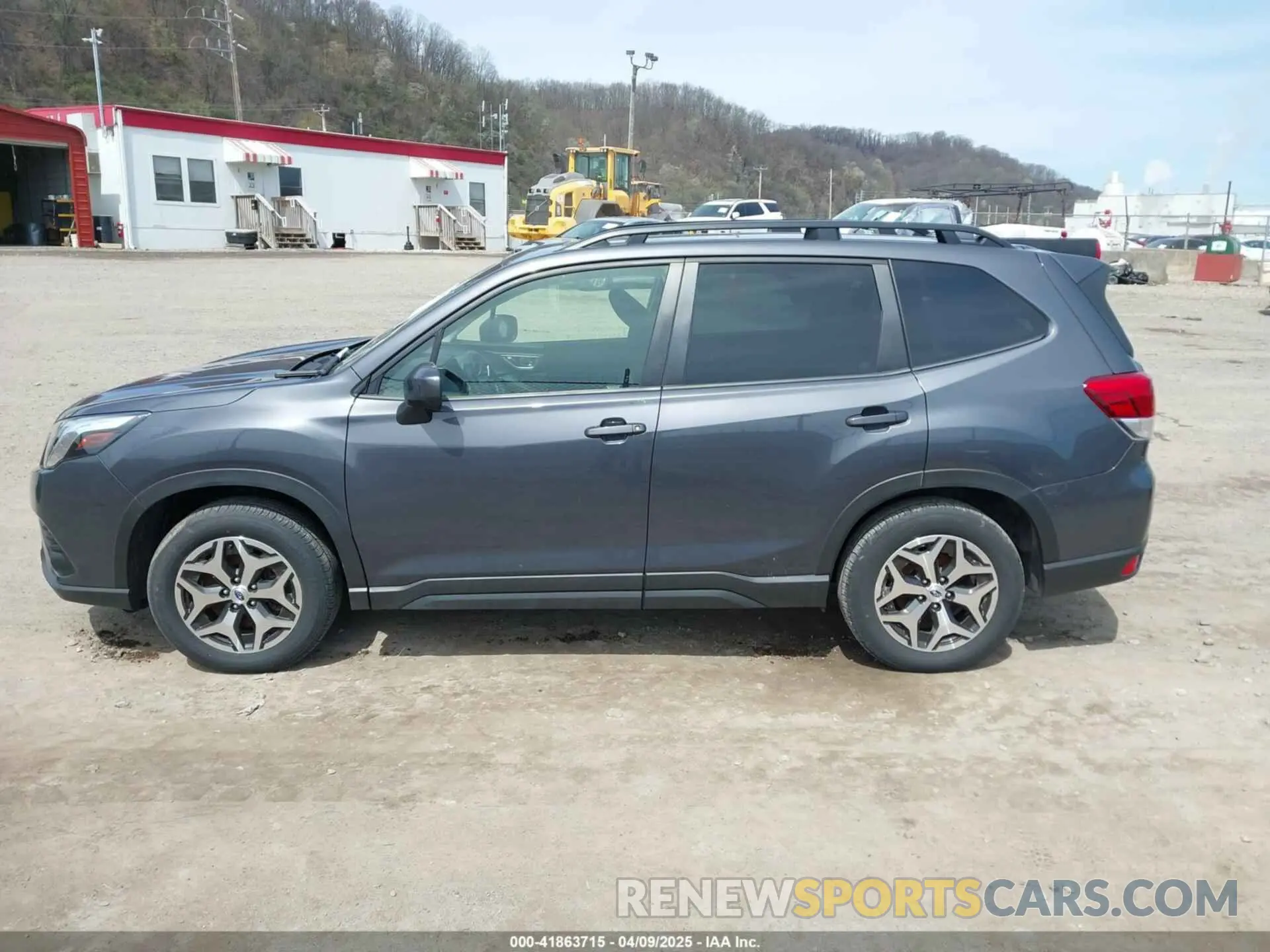 14 fotografías del automóvil dañado JF2SKADC0NH448357 SUBARU FORESTER 2022