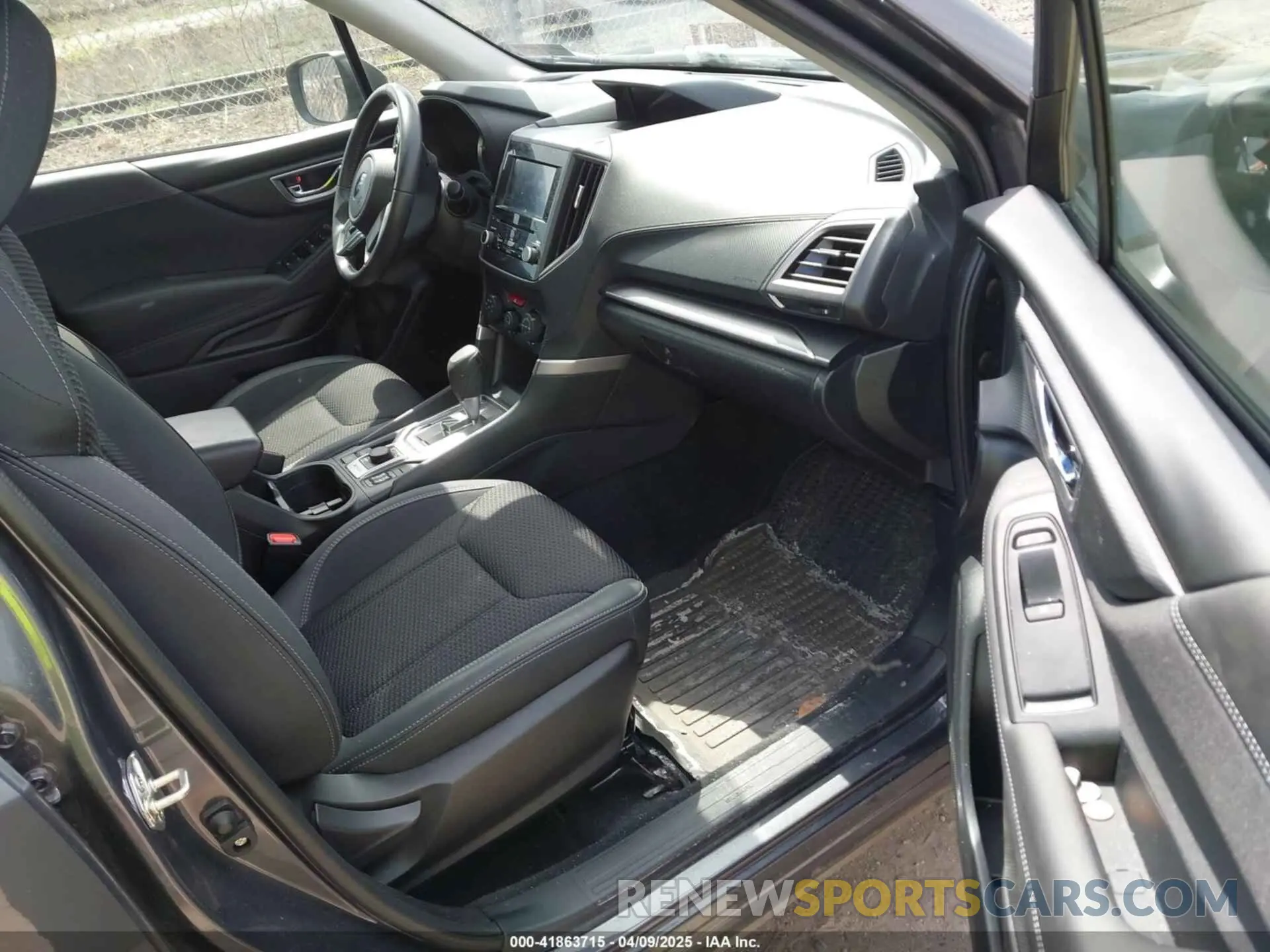 5 fotografías del automóvil dañado JF2SKADC0NH448357 SUBARU FORESTER 2022