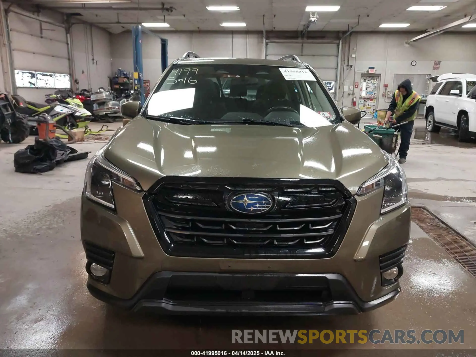 13 fotografías del automóvil dañado JF2SKADC2NH425386 SUBARU FORESTER 2022