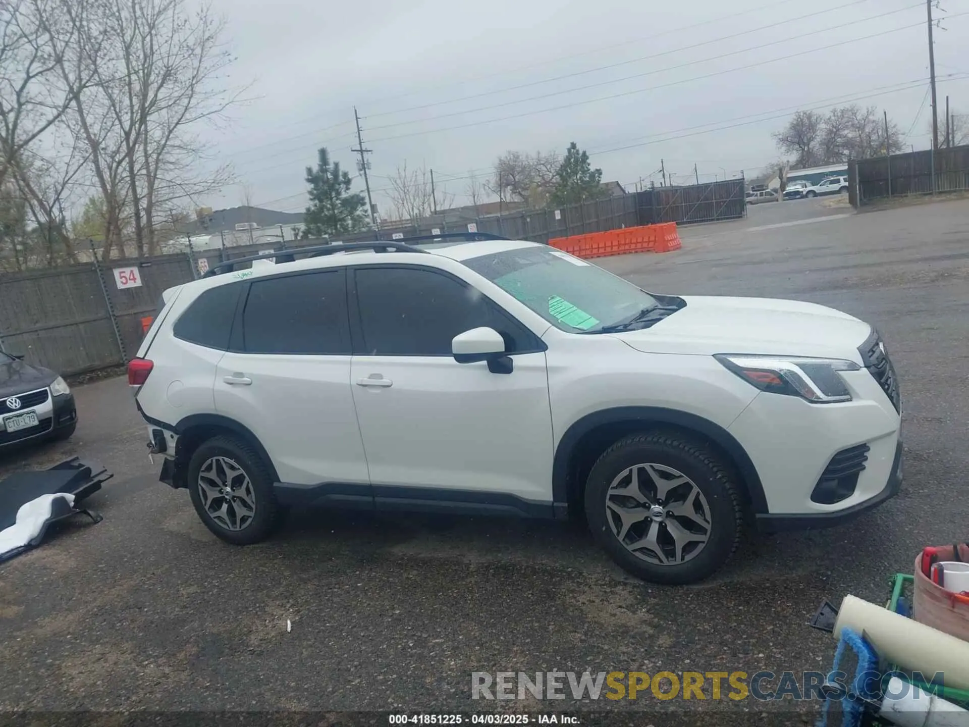 14 fotografías del automóvil dañado JF2SKADC4NH430394 SUBARU FORESTER 2022