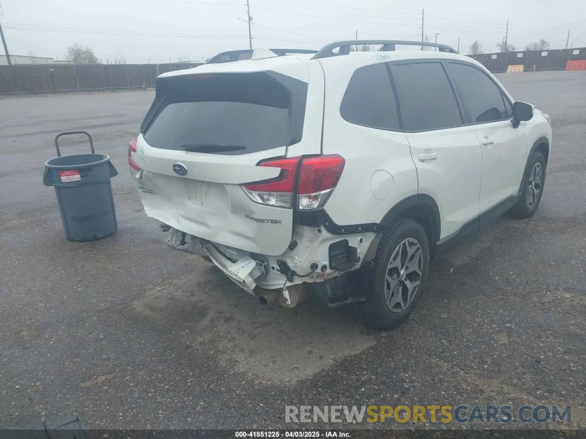 4 fotografías del automóvil dañado JF2SKADC4NH430394 SUBARU FORESTER 2022