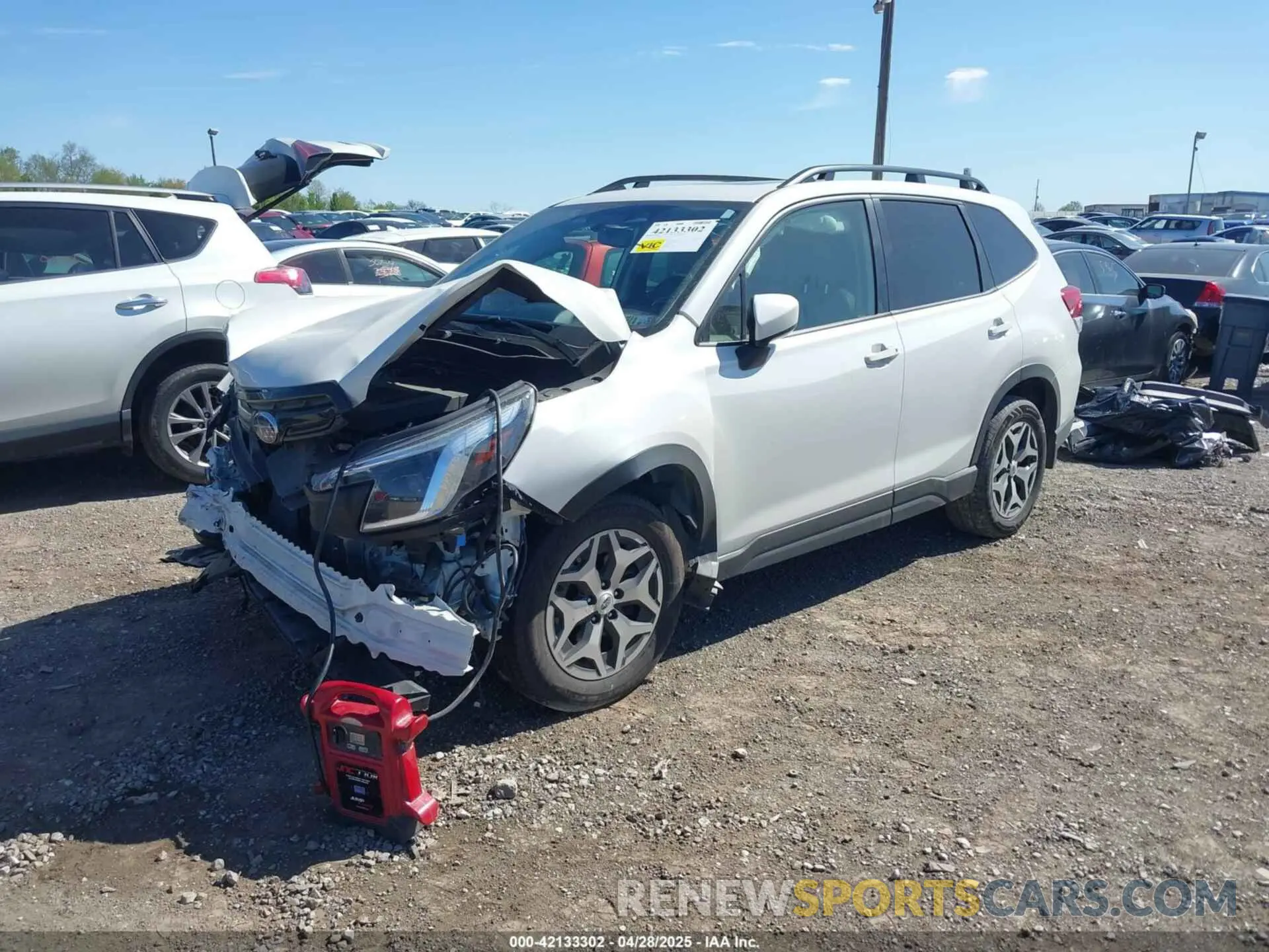 2 fotografías del automóvil dañado JF2SKADC4NH439676 SUBARU FORESTER 2022