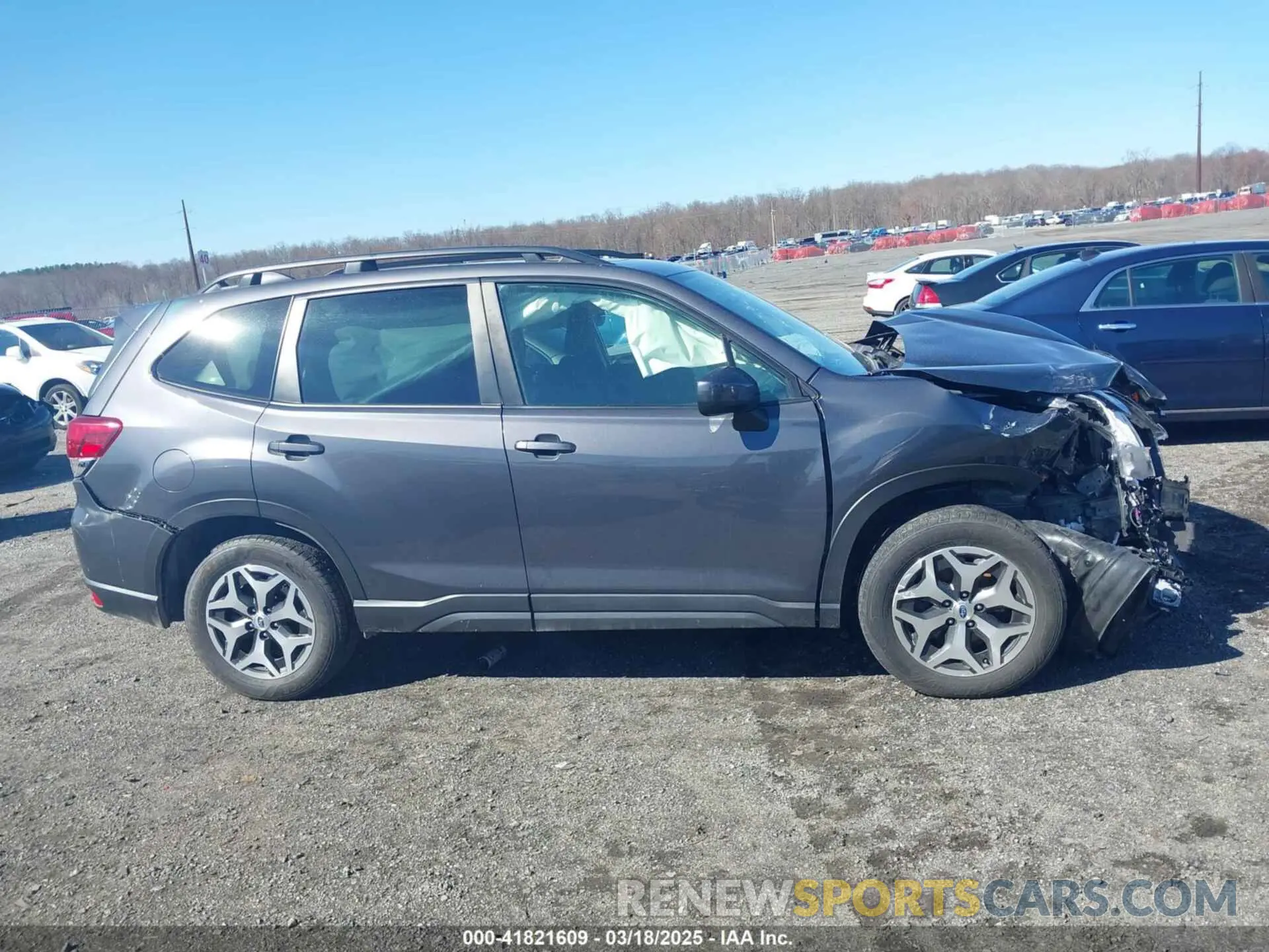 14 fotografías del automóvil dañado JF2SKADC6NH400961 SUBARU FORESTER 2022