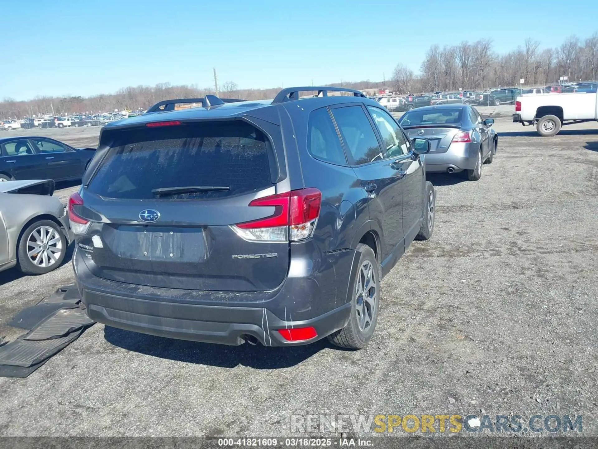 4 fotografías del automóvil dañado JF2SKADC6NH400961 SUBARU FORESTER 2022