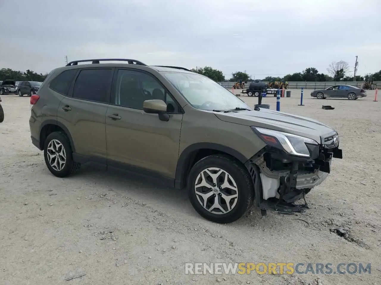 4 fotografías del automóvil dañado JF2SKAEC1NH413423 SUBARU FORESTER 2022