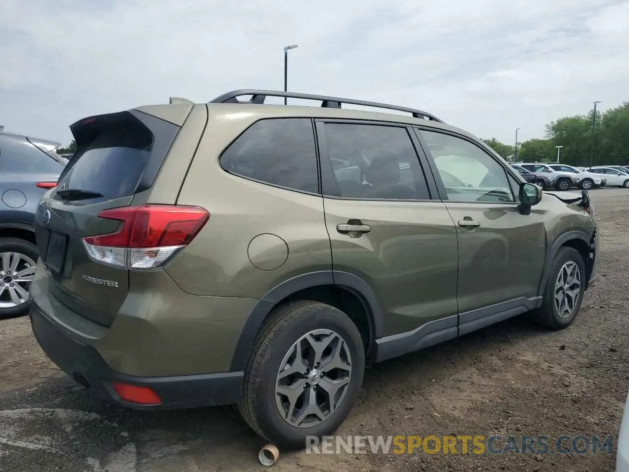 3 fotografías del automóvil dañado JF2SKAEC1NH484881 SUBARU FORESTER 2022