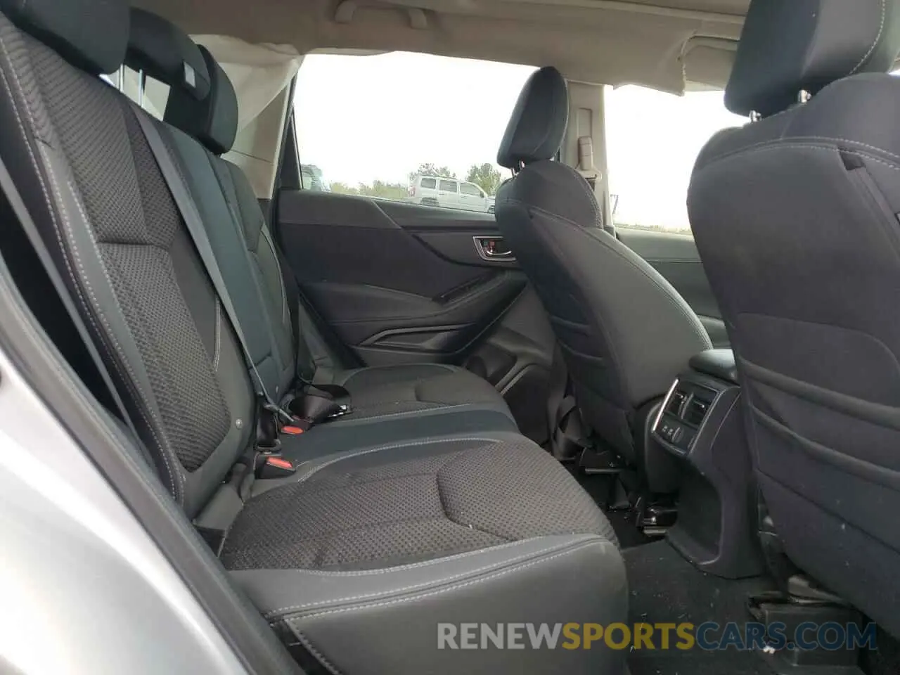 10 fotografías del automóvil dañado JF2SKAEC7NH432171 SUBARU FORESTER 2022