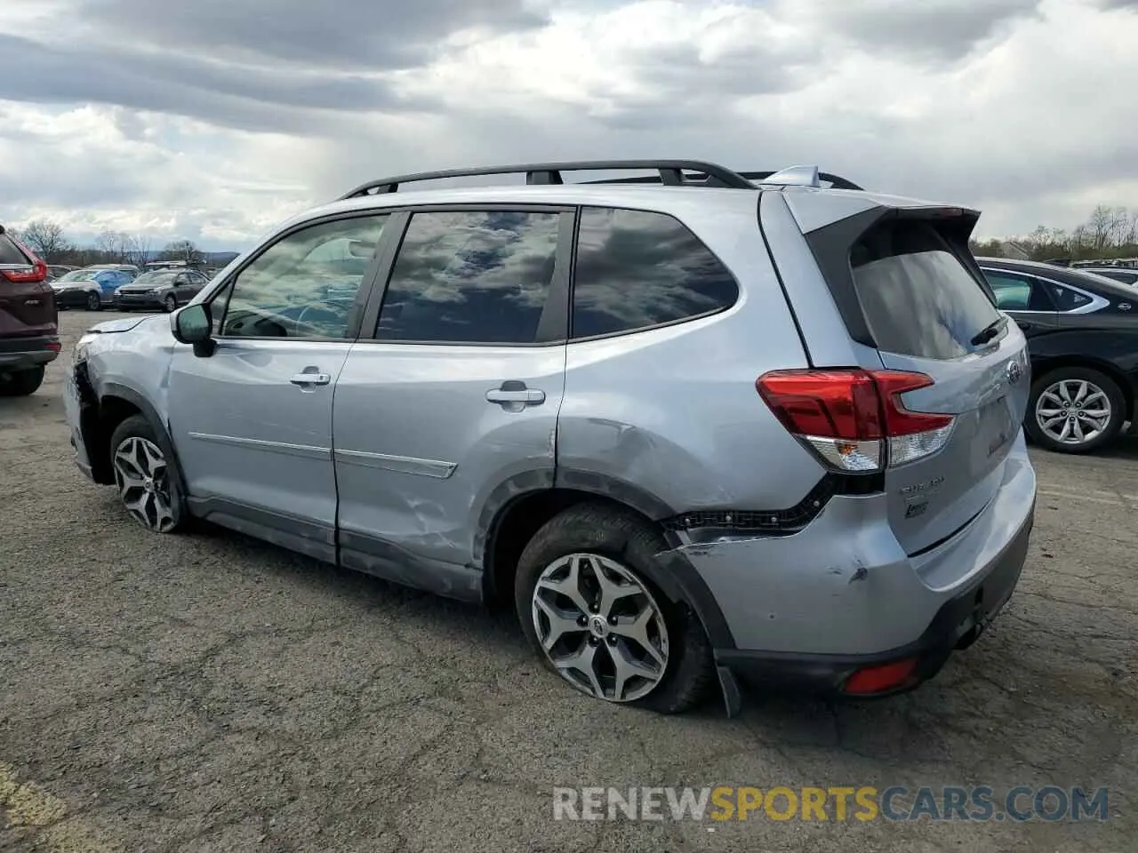 2 fotografías del automóvil dañado JF2SKAEC7NH432171 SUBARU FORESTER 2022