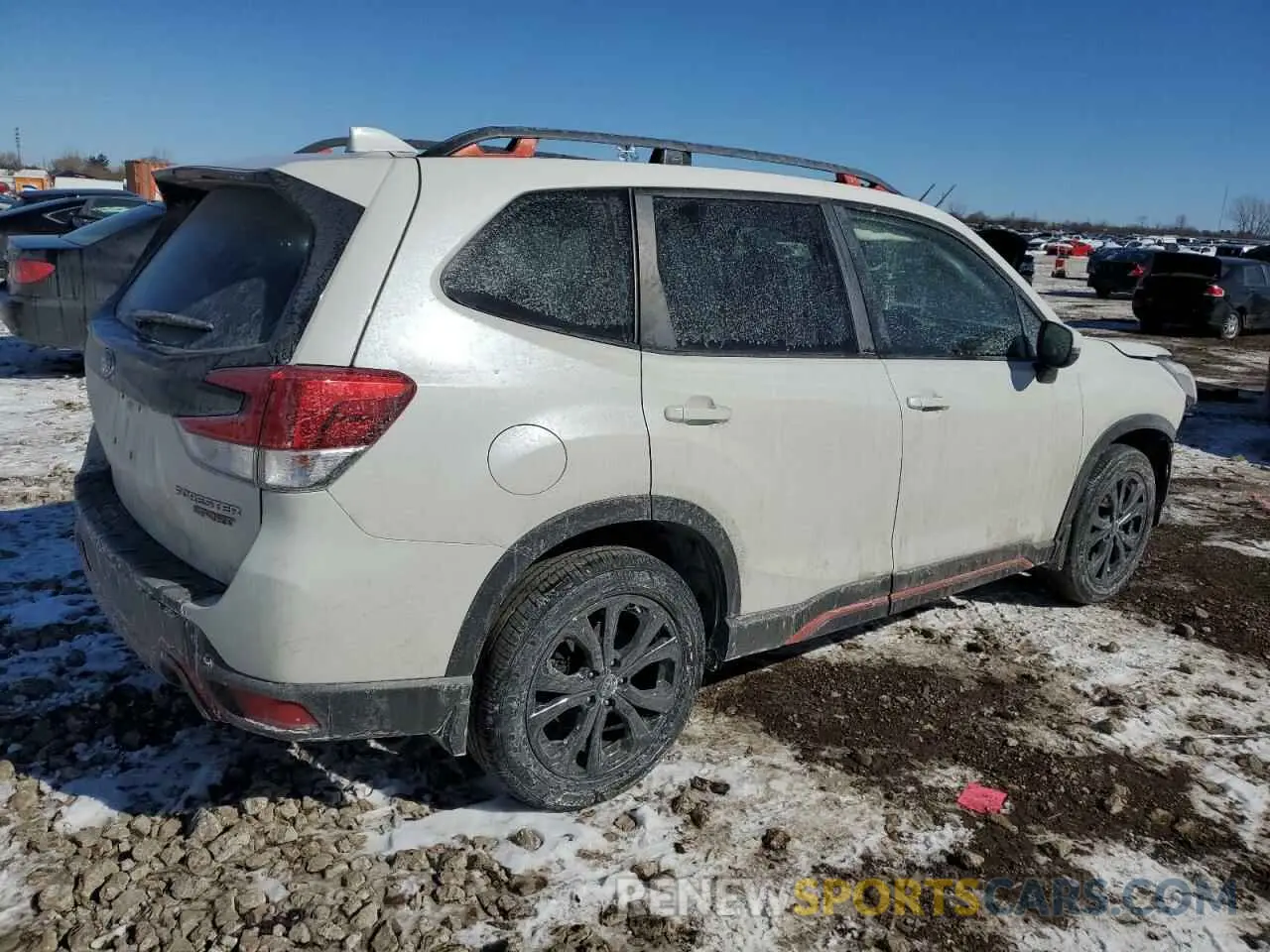 3 fotografías del automóvil dañado JF2SKAJC2NH501323 SUBARU FORESTER 2022