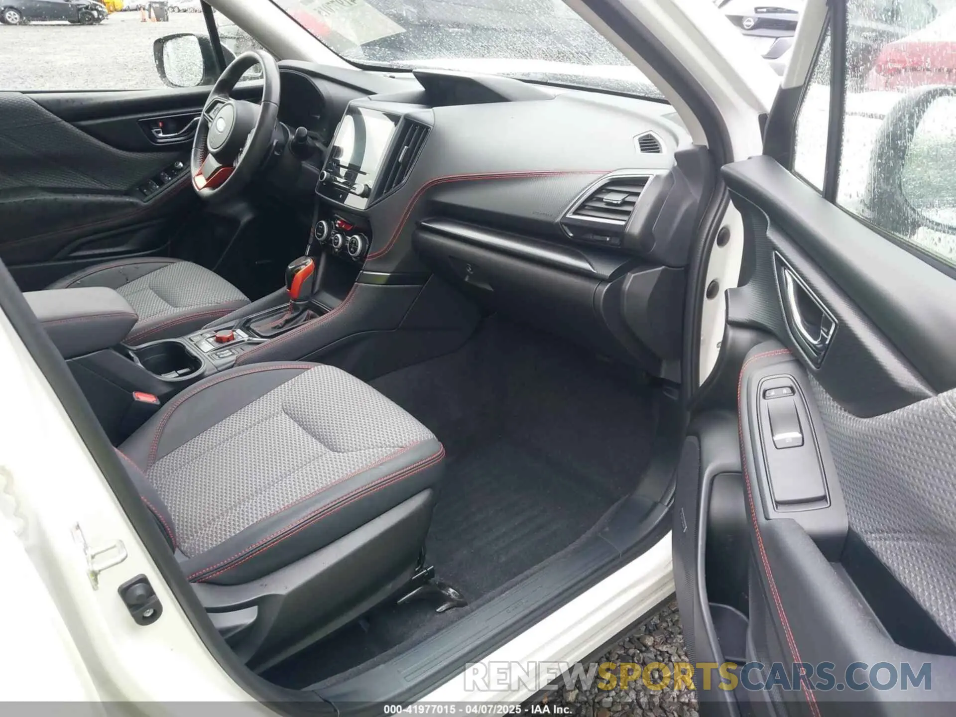 5 fotografías del automóvil dañado JF2SKAJC5NH509075 SUBARU FORESTER 2022