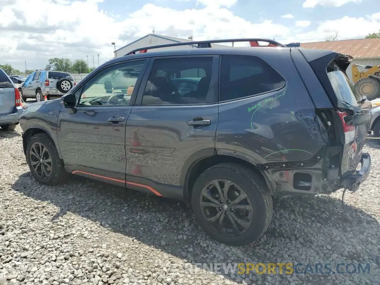 2 fotografías del automóvil dañado JF2SKAJC7NH497351 SUBARU FORESTER 2022