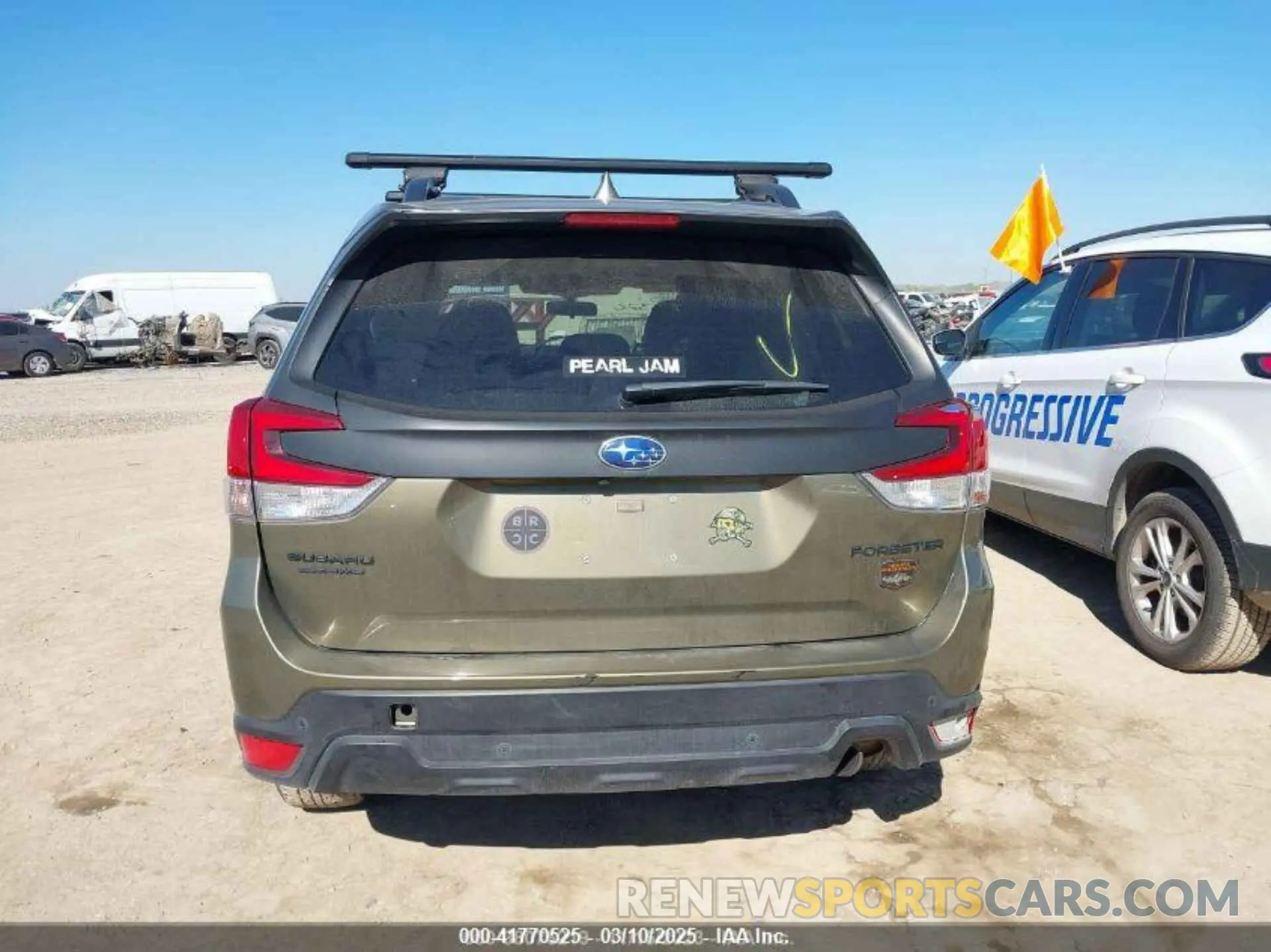 15 fotografías del automóvil dañado JF2SKAMC4NH403065 SUBARU FORESTER 2022
