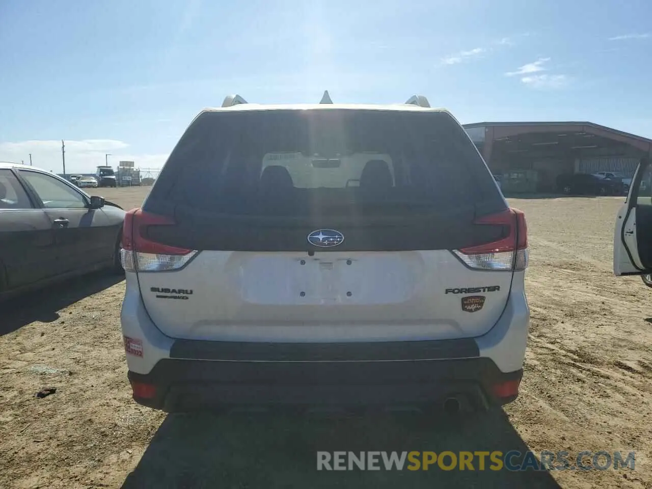 6 fotografías del automóvil dañado JF2SKAMC6NH405531 SUBARU FORESTER 2022
