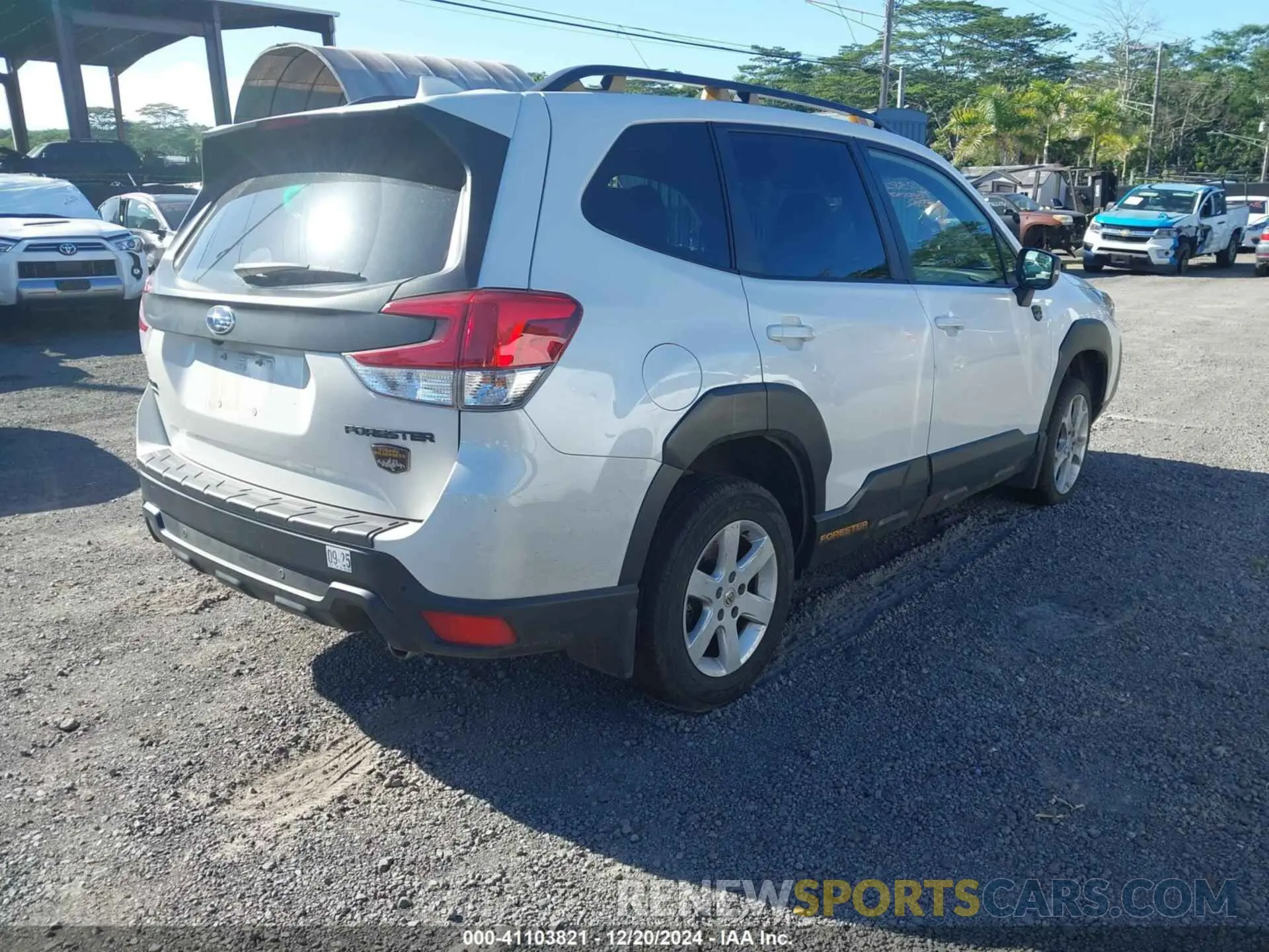 4 fotografías del automóvil dañado JF2SKAMCXNH487926 SUBARU FORESTER 2022