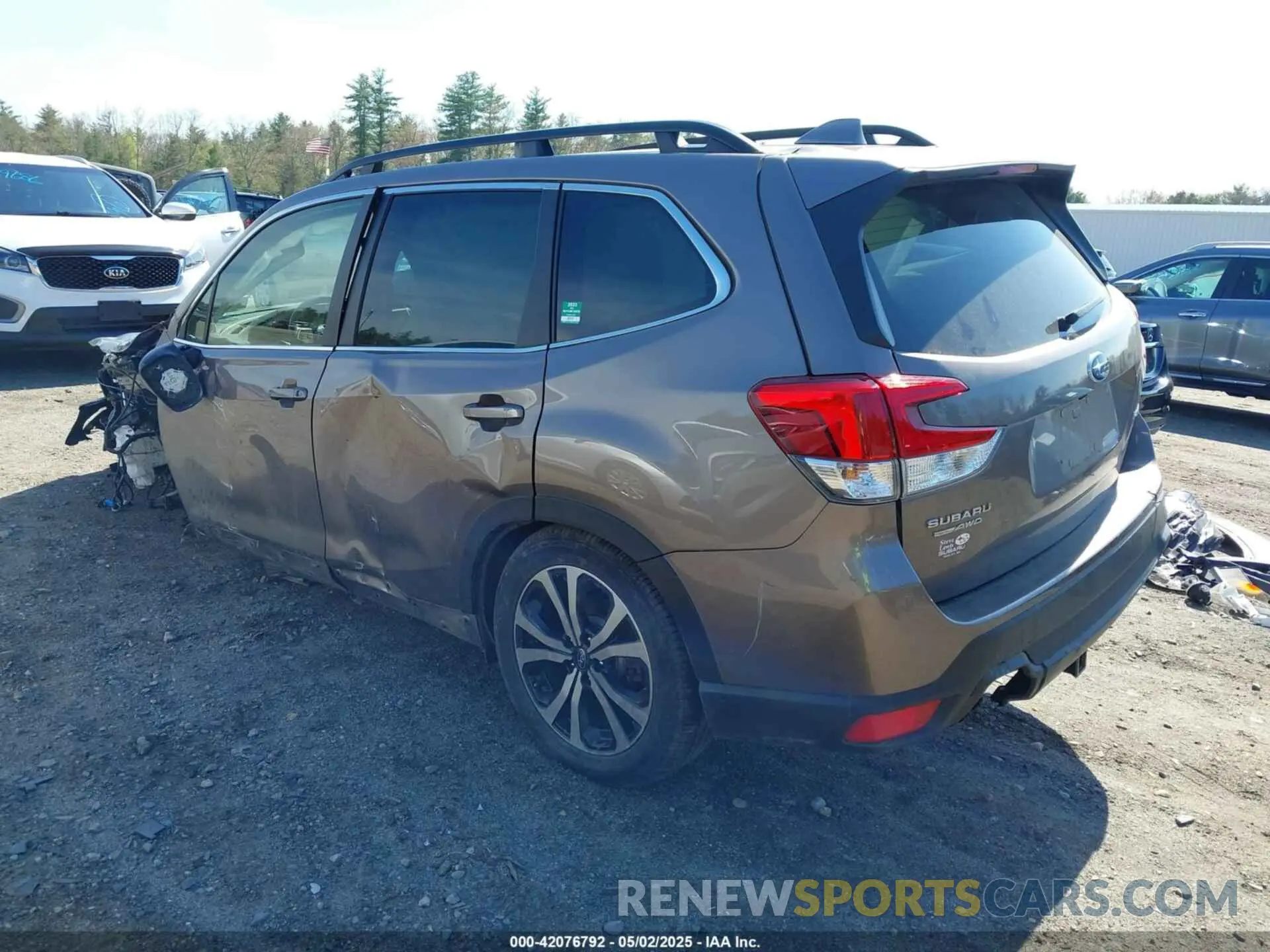 3 fotografías del automóvil dañado JF2SKANC0NH461964 SUBARU FORESTER 2022
