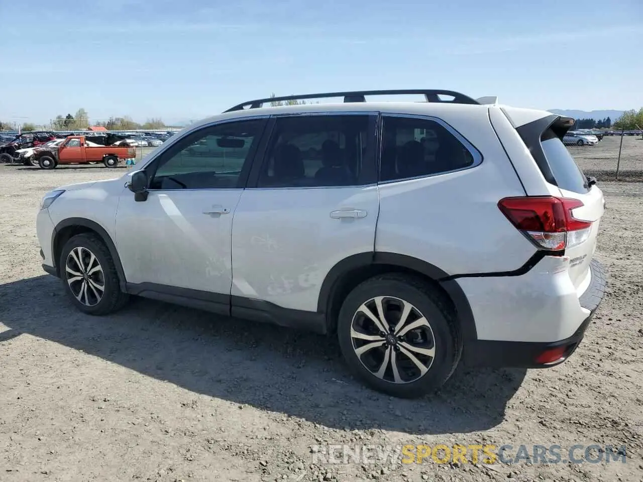 2 fotografías del automóvil dañado JF2SKAPC0NH471066 SUBARU FORESTER 2022
