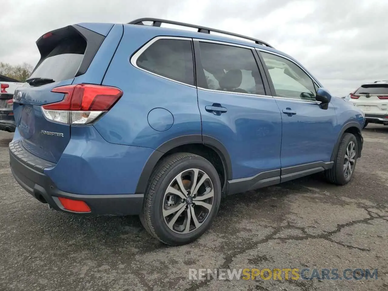 3 fotografías del automóvil dañado JF2SKAPC0NH476428 SUBARU FORESTER 2022