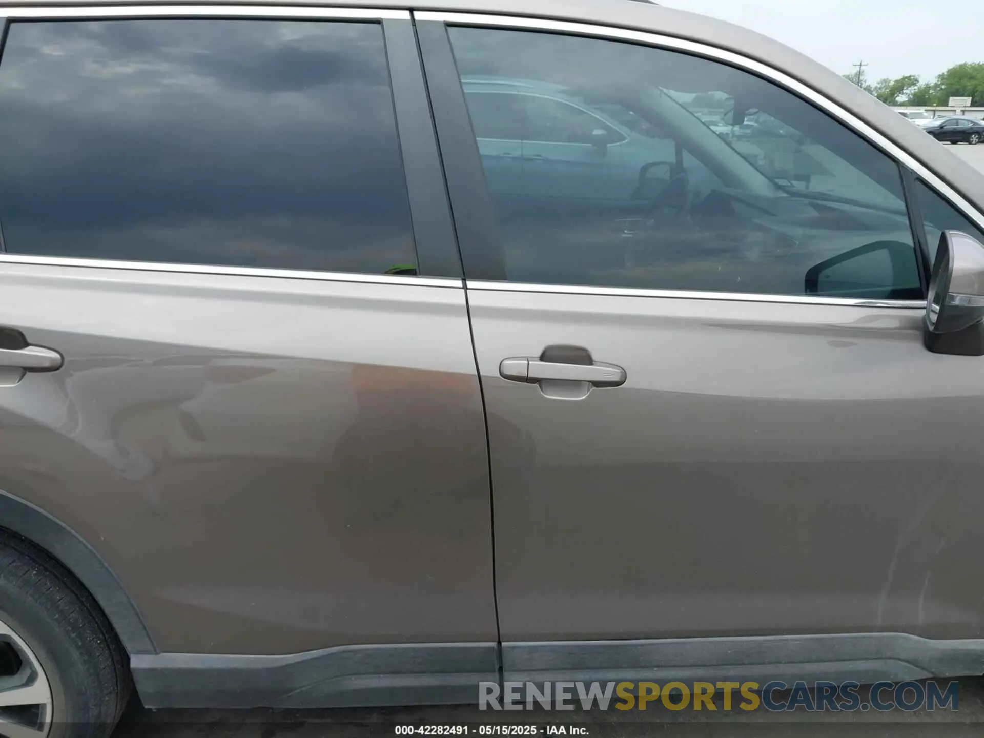 13 fotografías del automóvil dañado JF2SKAPC1NH411121 SUBARU FORESTER 2022