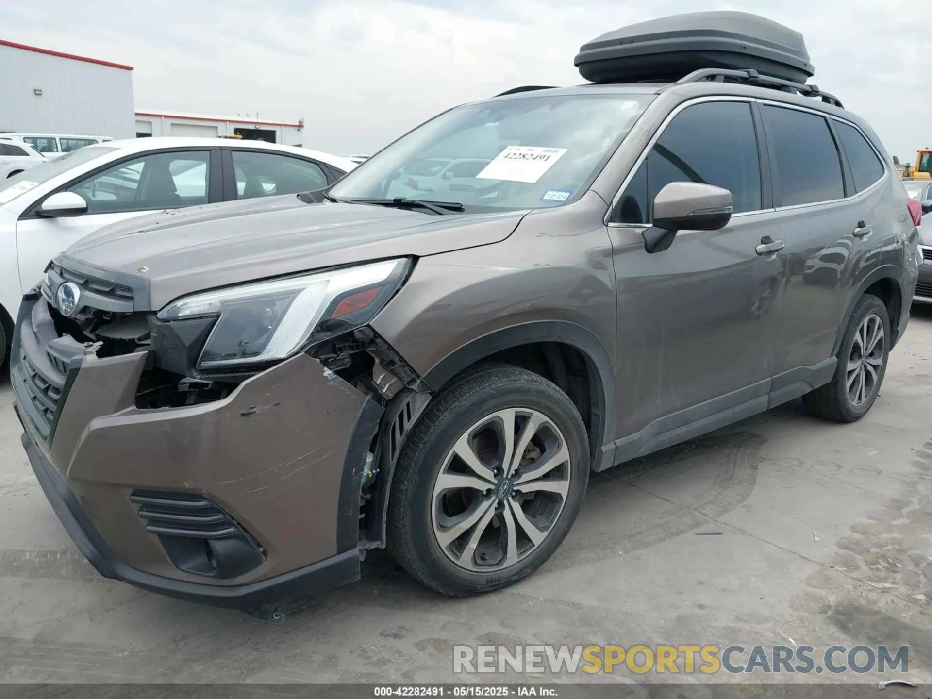 2 fotografías del automóvil dañado JF2SKAPC1NH411121 SUBARU FORESTER 2022