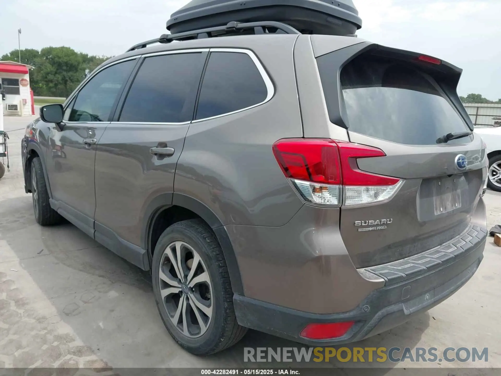 3 fotografías del automóvil dañado JF2SKAPC1NH411121 SUBARU FORESTER 2022