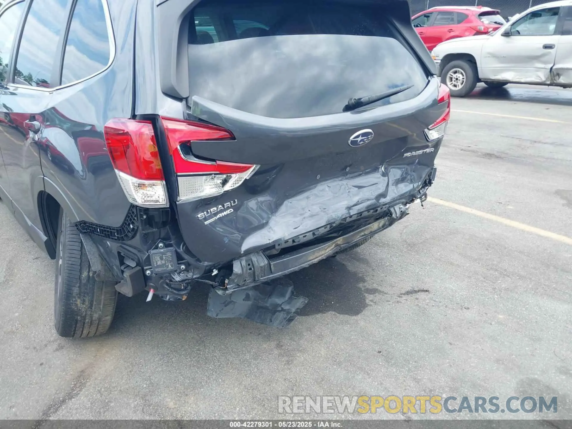 6 fotografías del automóvil dañado JF2SKAPC1NH521053 SUBARU FORESTER 2022