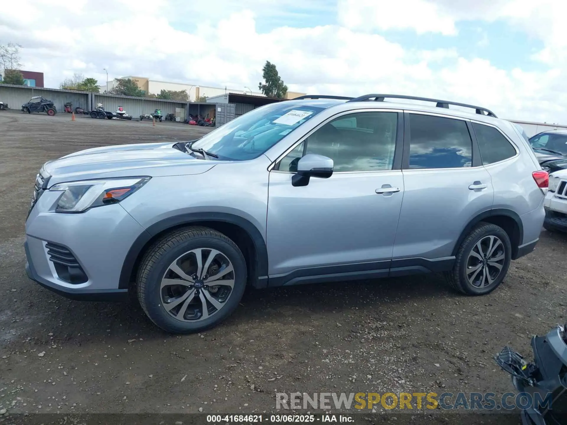 14 fotografías del automóvil dañado JF2SKAPC6NH423569 SUBARU FORESTER 2022