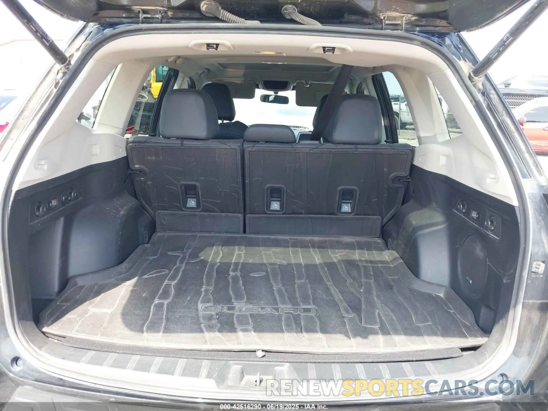 18 fotografías del automóvil dañado JF2SKAPC8NH469646 SUBARU FORESTER 2022