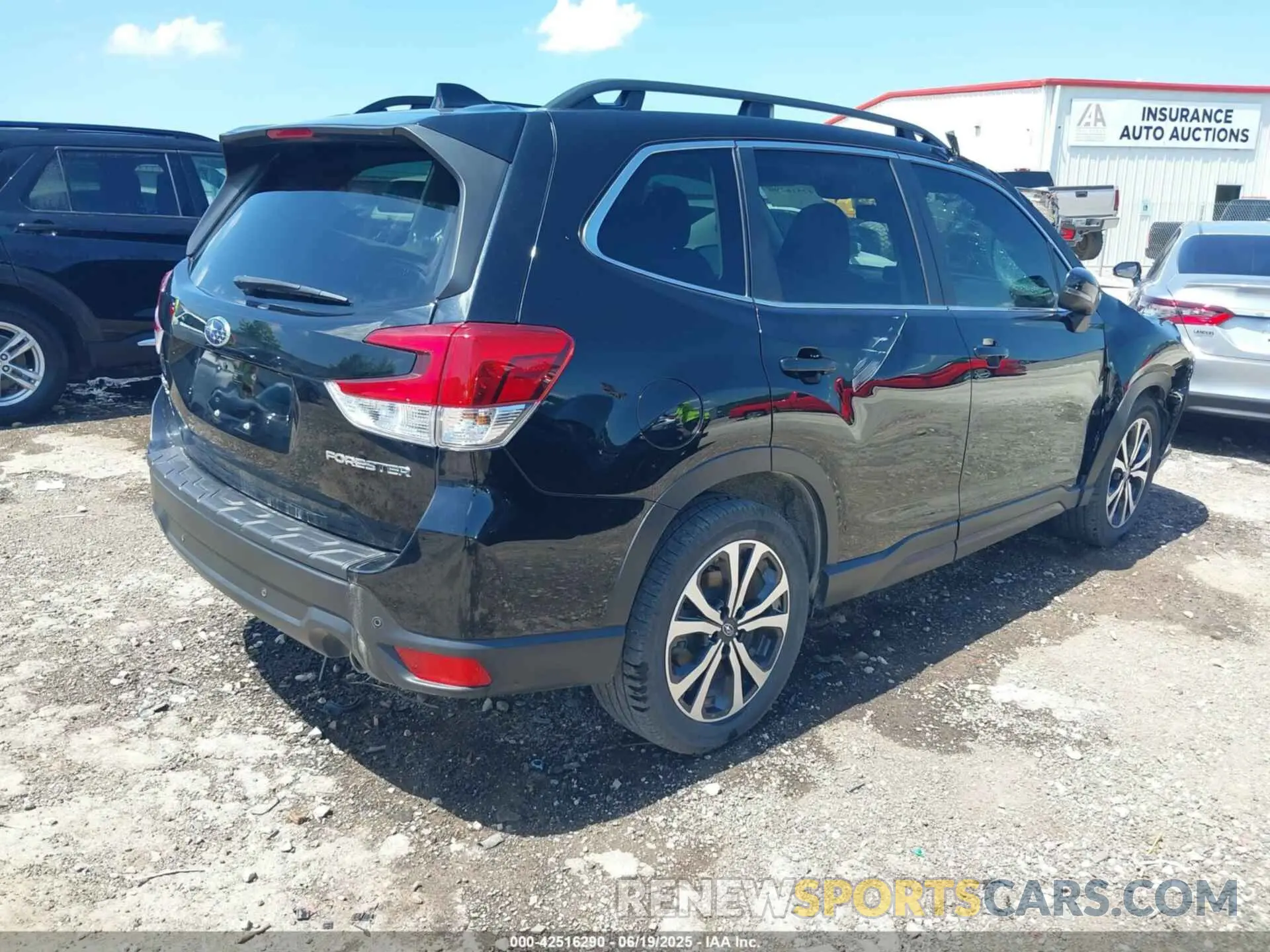 4 fotografías del automóvil dañado JF2SKAPC8NH469646 SUBARU FORESTER 2022