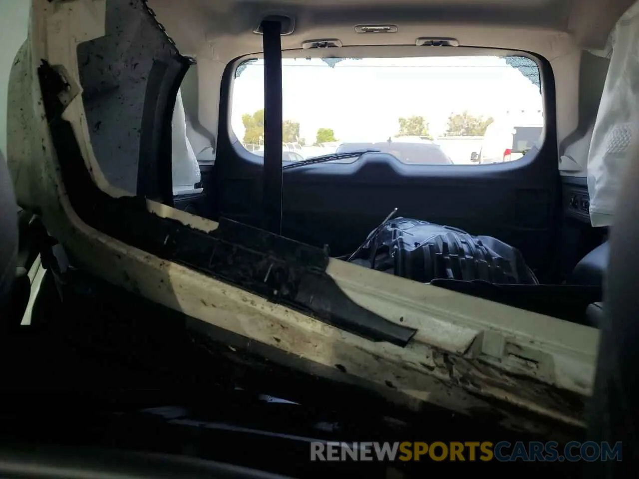 10 fotografías del automóvil dañado JF2SKARC2NH525335 SUBARU FORESTER 2022