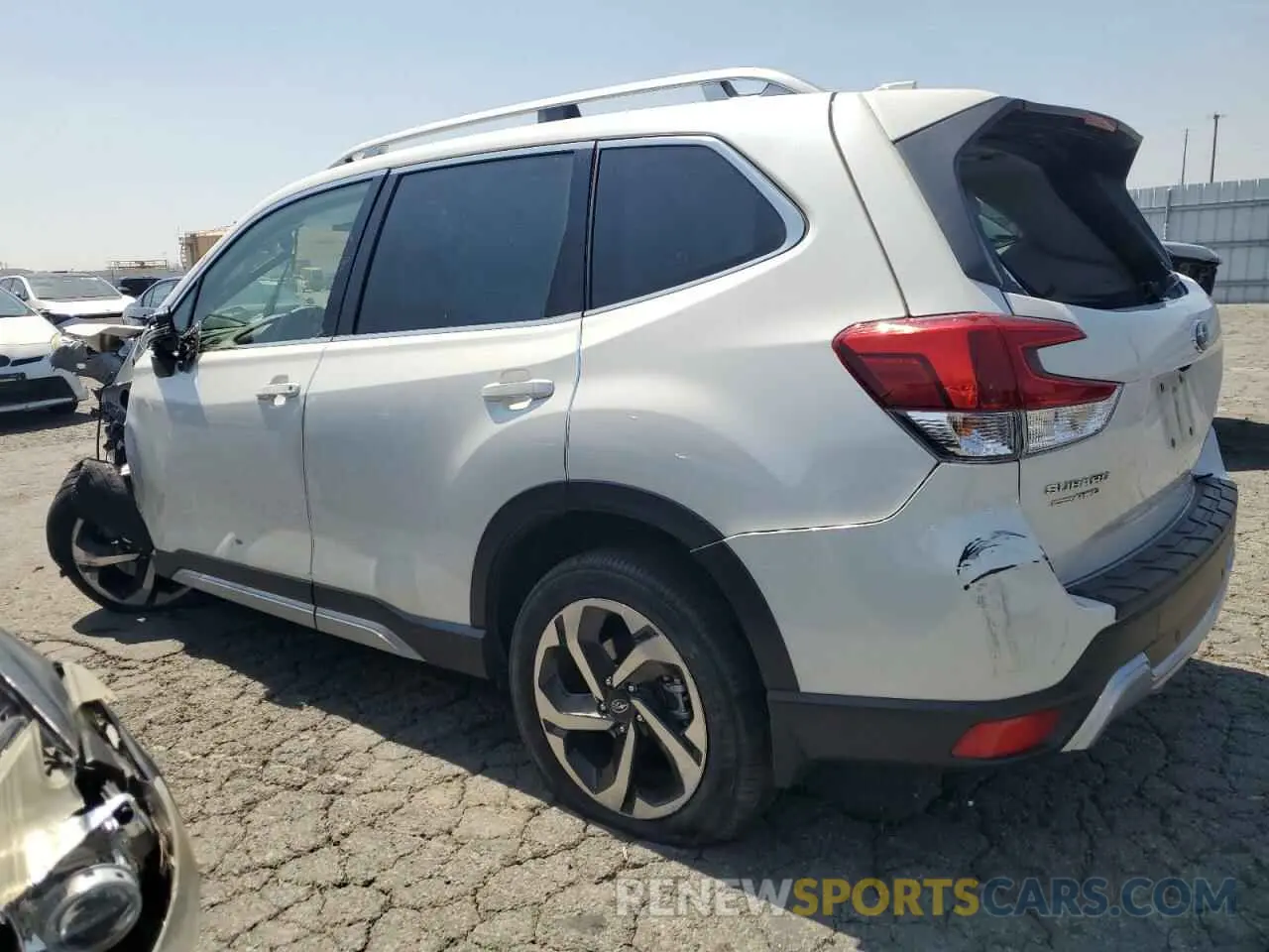 2 fotografías del automóvil dañado JF2SKARC2NH525335 SUBARU FORESTER 2022