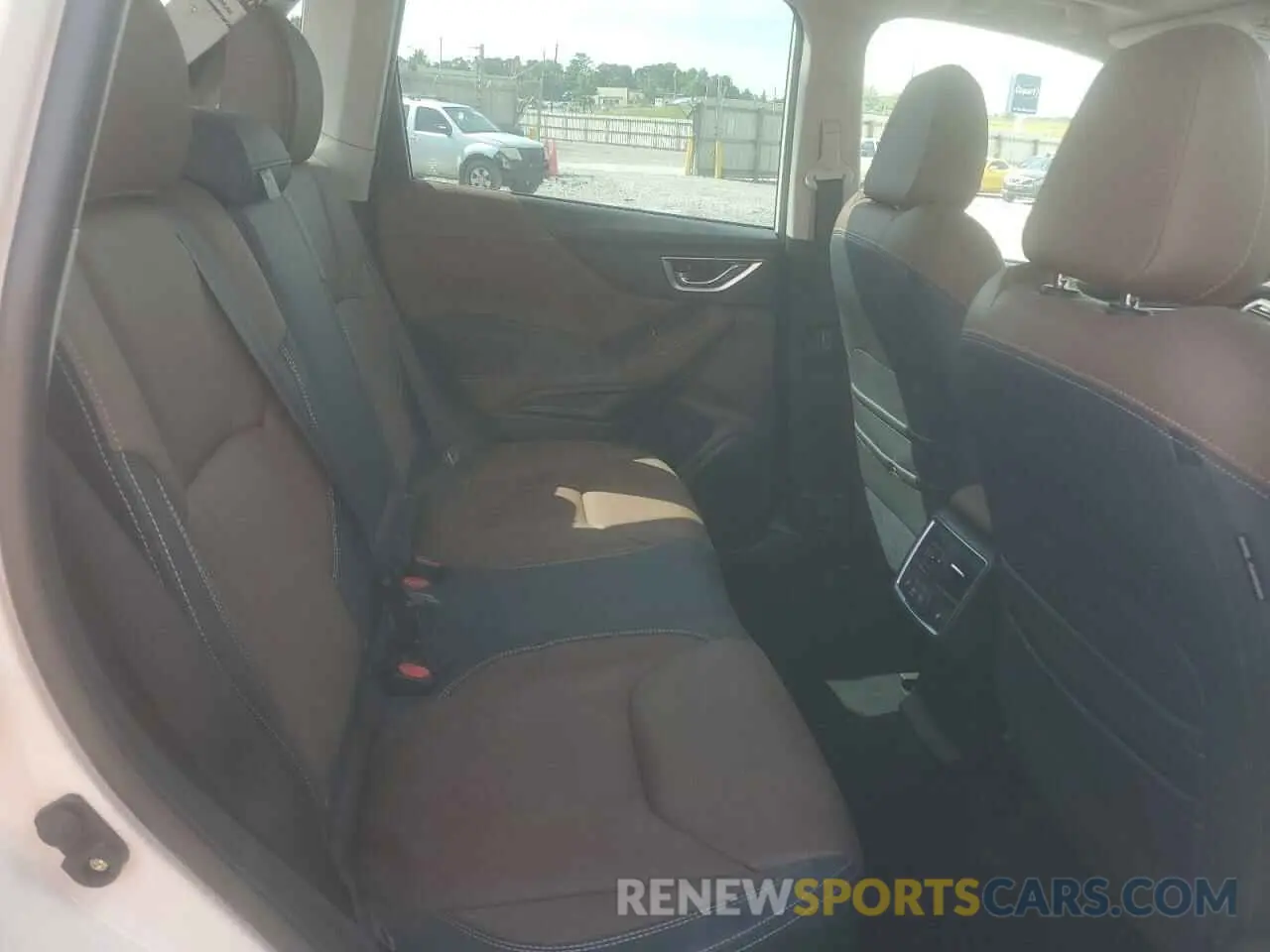 11 fotografías del automóvil dañado JF2SKARC6NH530599 SUBARU FORESTER 2022