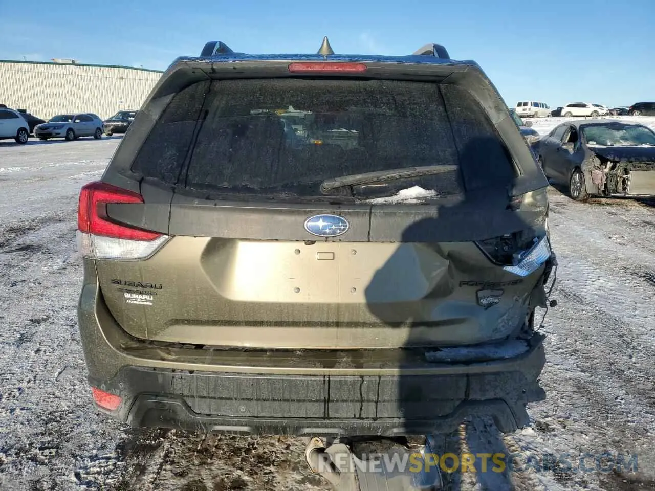 6 fotografías del automóvil dañado JF2SKELC9NH445479 SUBARU FORESTER 2022