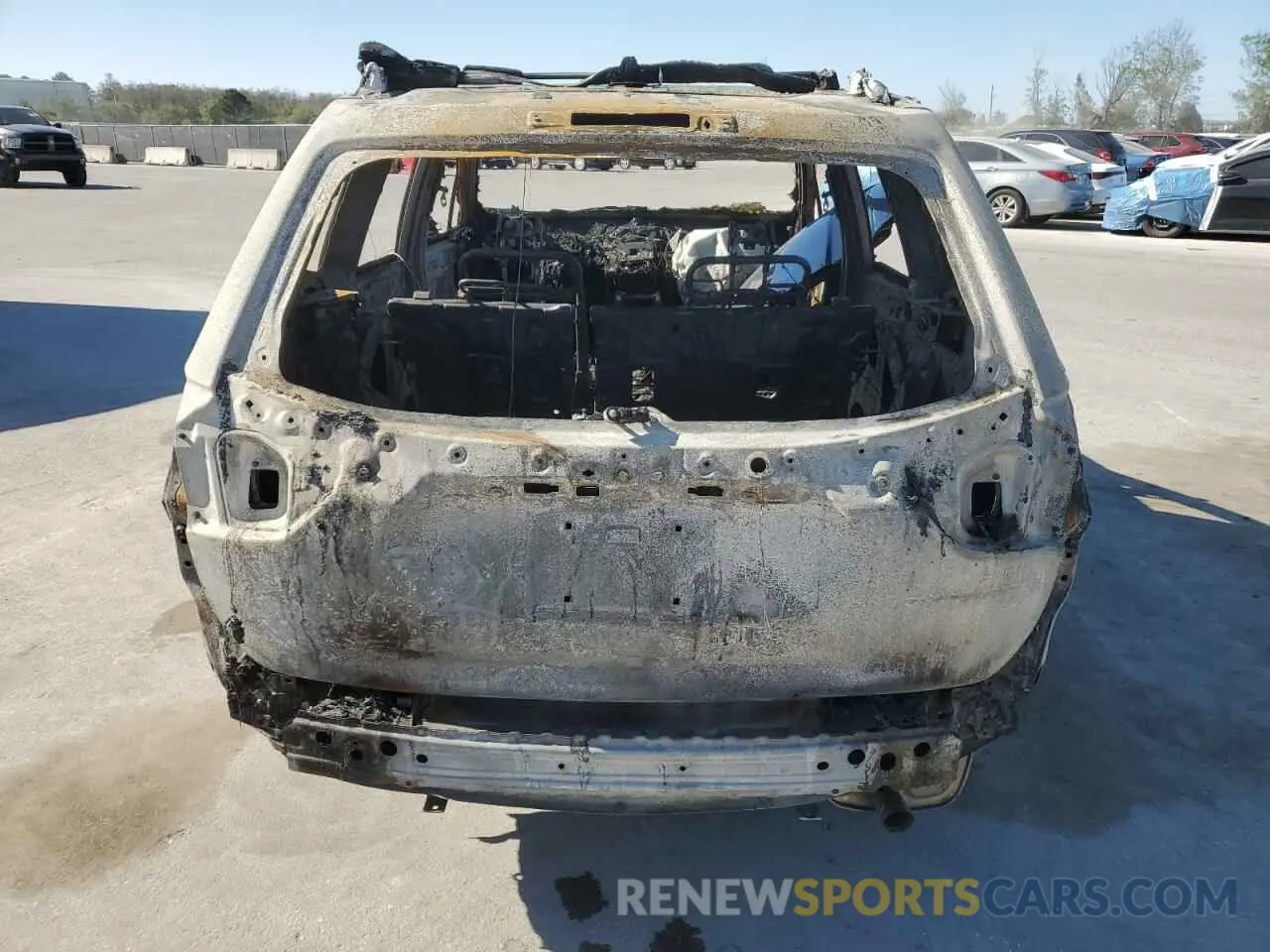 6 fotografías del automóvil dañado JF2SKACC6PH491945 SUBARU FORESTER 2023