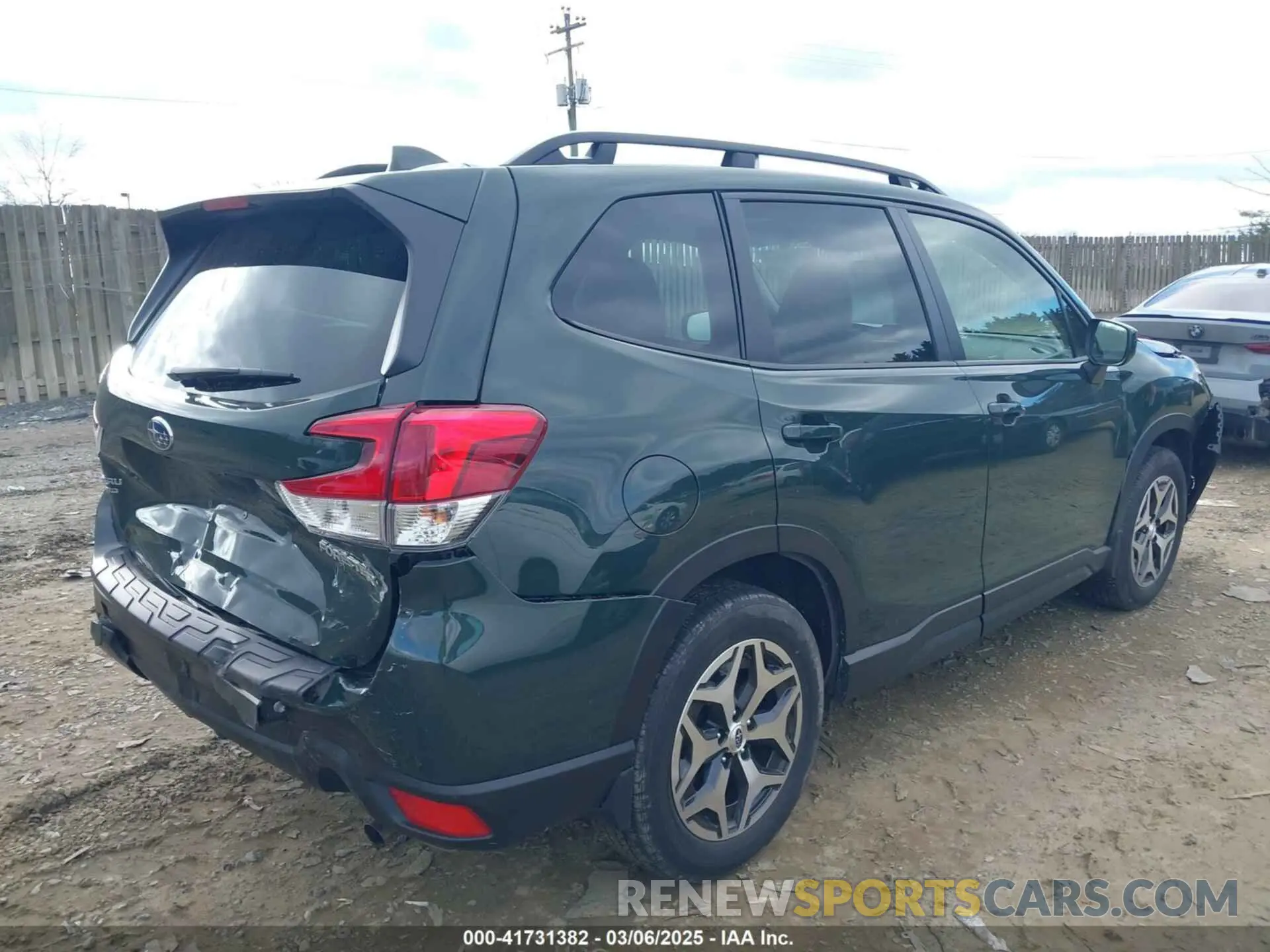 4 fotografías del automóvil dañado JF2SKADC0PH445252 SUBARU FORESTER 2023
