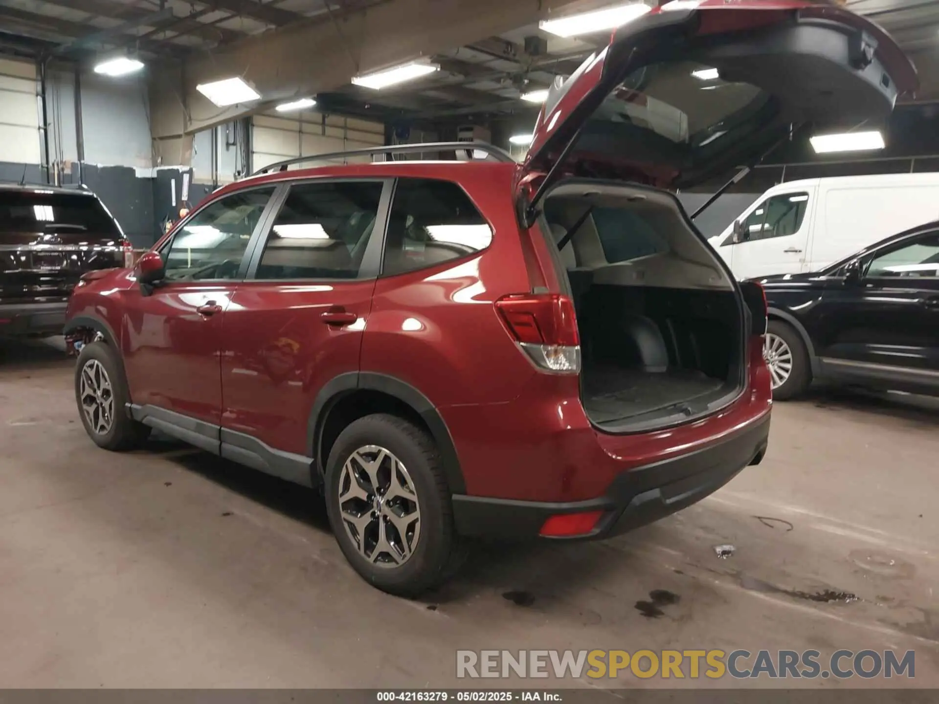 3 fotografías del automóvil dañado JF2SKADC1PH400997 SUBARU FORESTER 2023